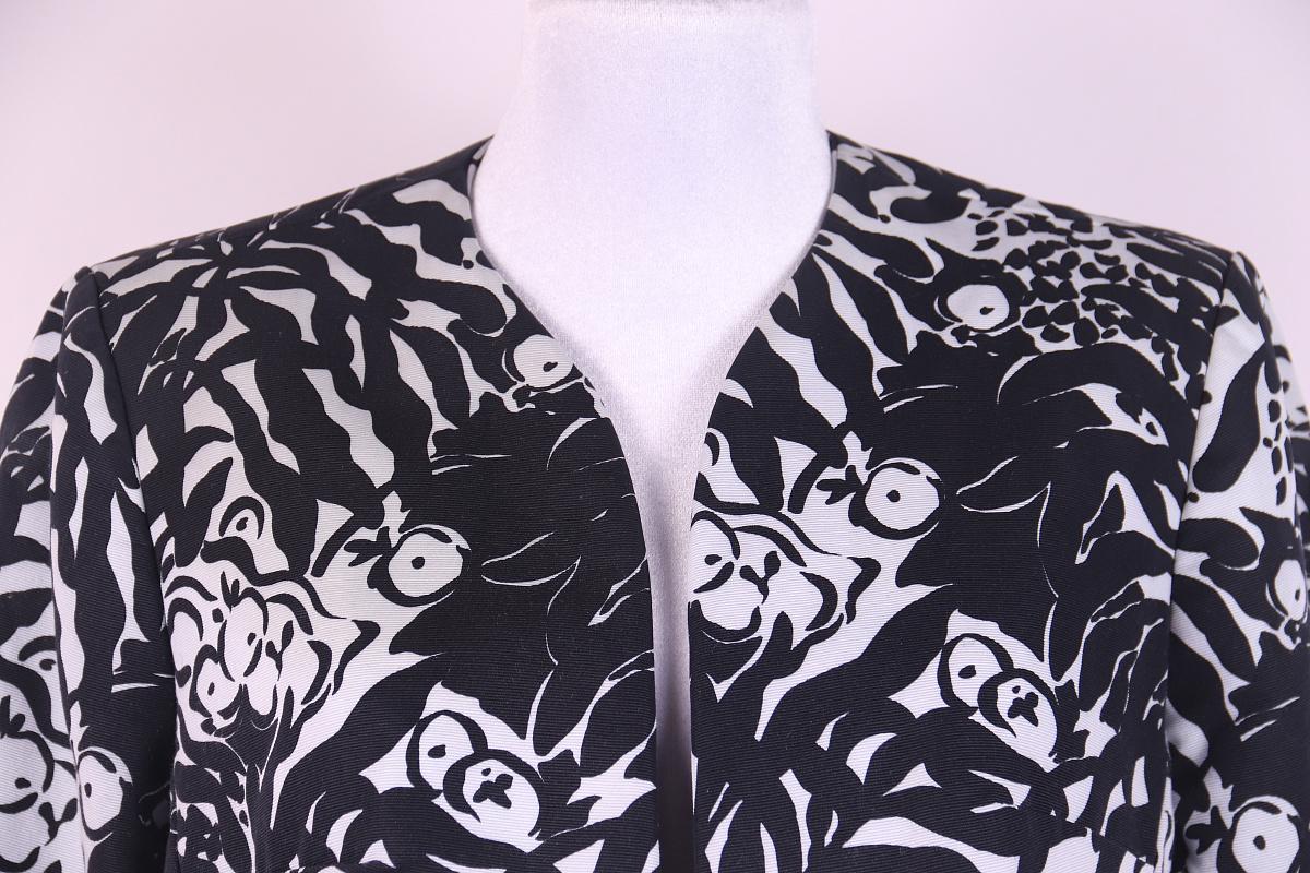 Women's 1994 Yves Saint Laurent black and white crop jacket For Sale
