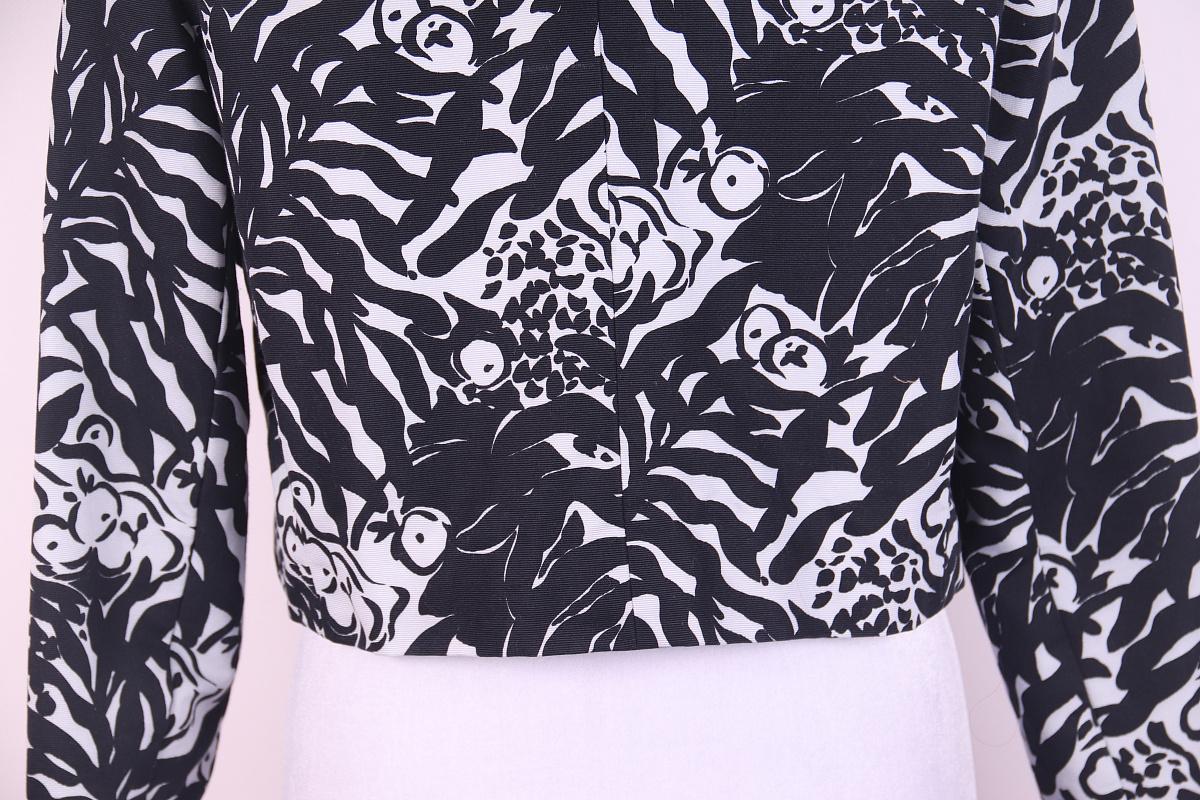 1994 Yves Saint Laurent black and white crop jacket For Sale 2