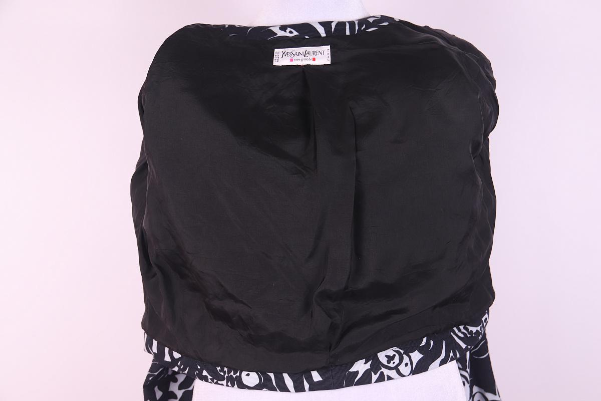 1994 Yves Saint Laurent black and white crop jacket For Sale 3