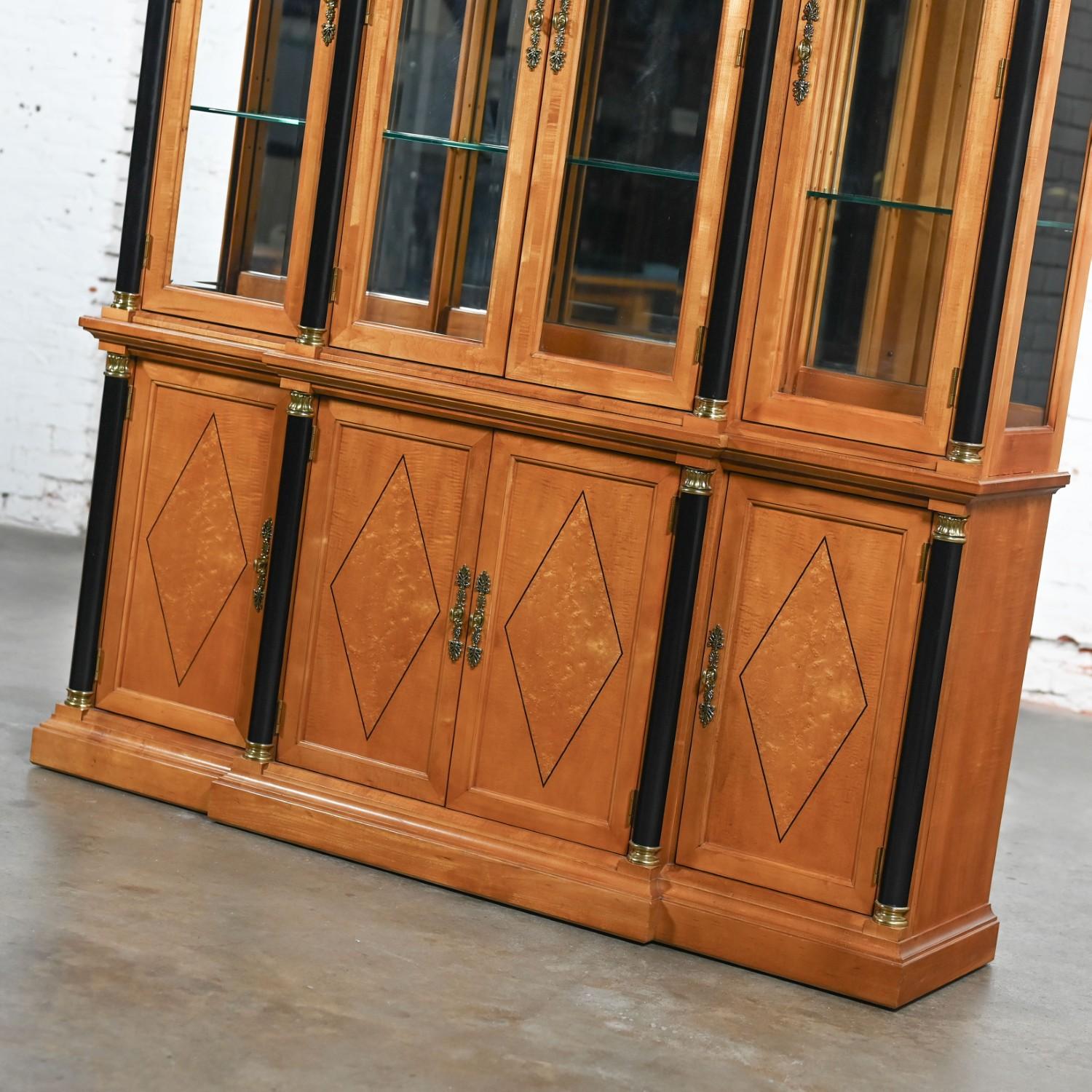 China Hutch im Biedermeier-Stil von Thomasville Grand Classics Line, 1995 im Angebot 4