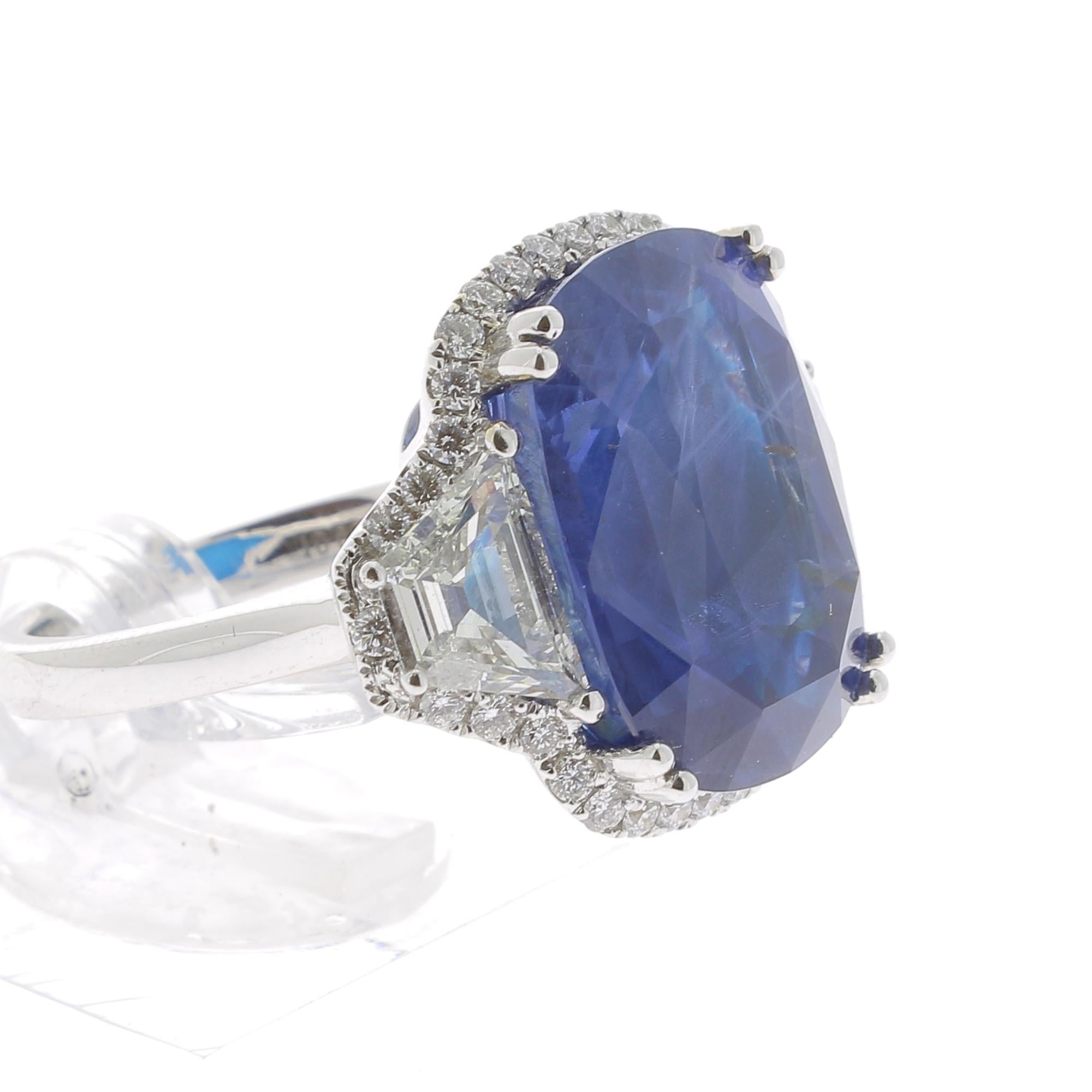 19.95 Carat Cushion Intense Blue Ceylon Sapphire Ring 18 Karat White Gold In New Condition In Istanbul, TR