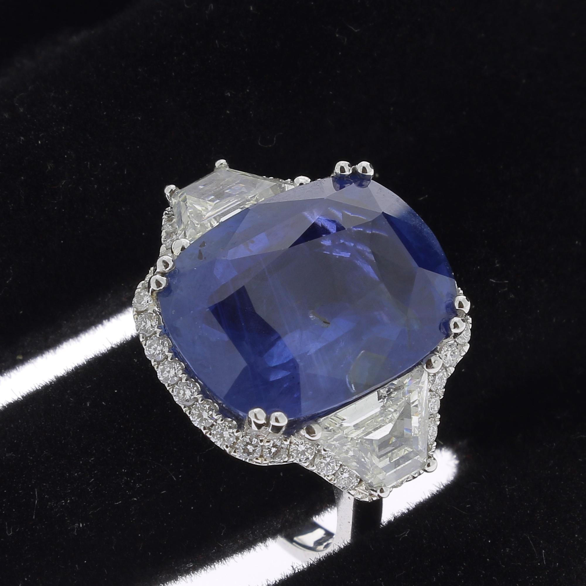 Women's or Men's 19.95 Carat Cushion Intense Blue Ceylon Sapphire Ring 18 Karat White Gold