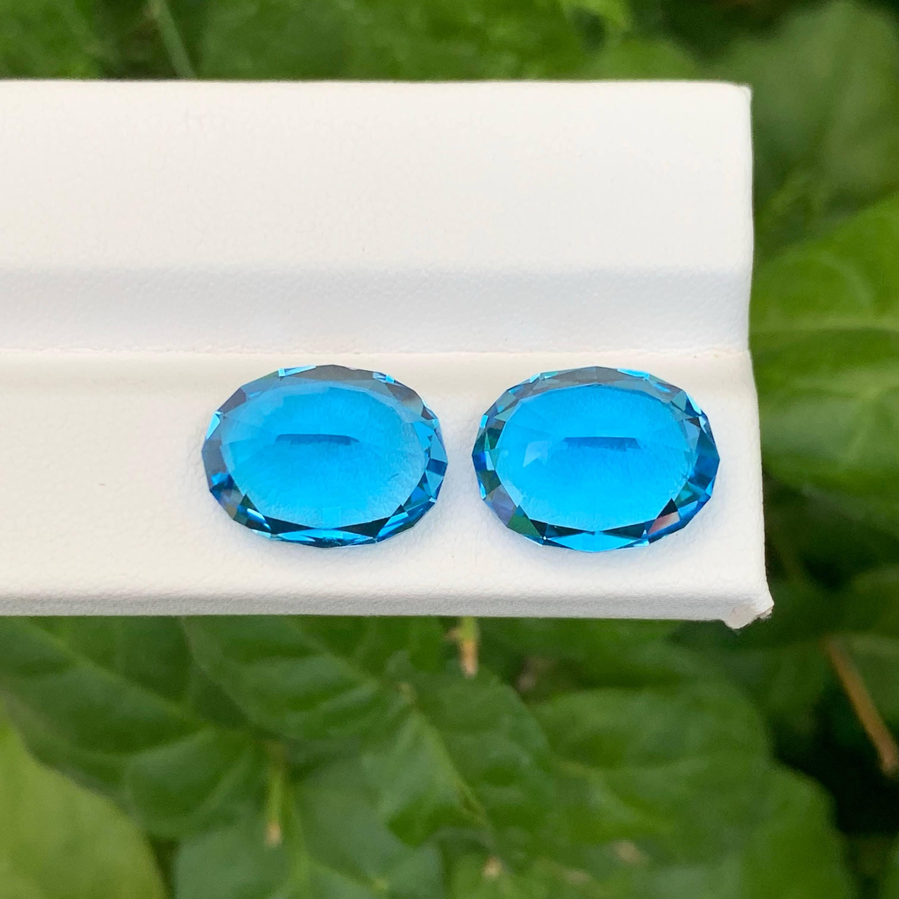 19,95 Carati di Topazio Blu Neon Naturale Sciolto Coppia Taglio Ovale Gemma del Madagascar in vendita 2