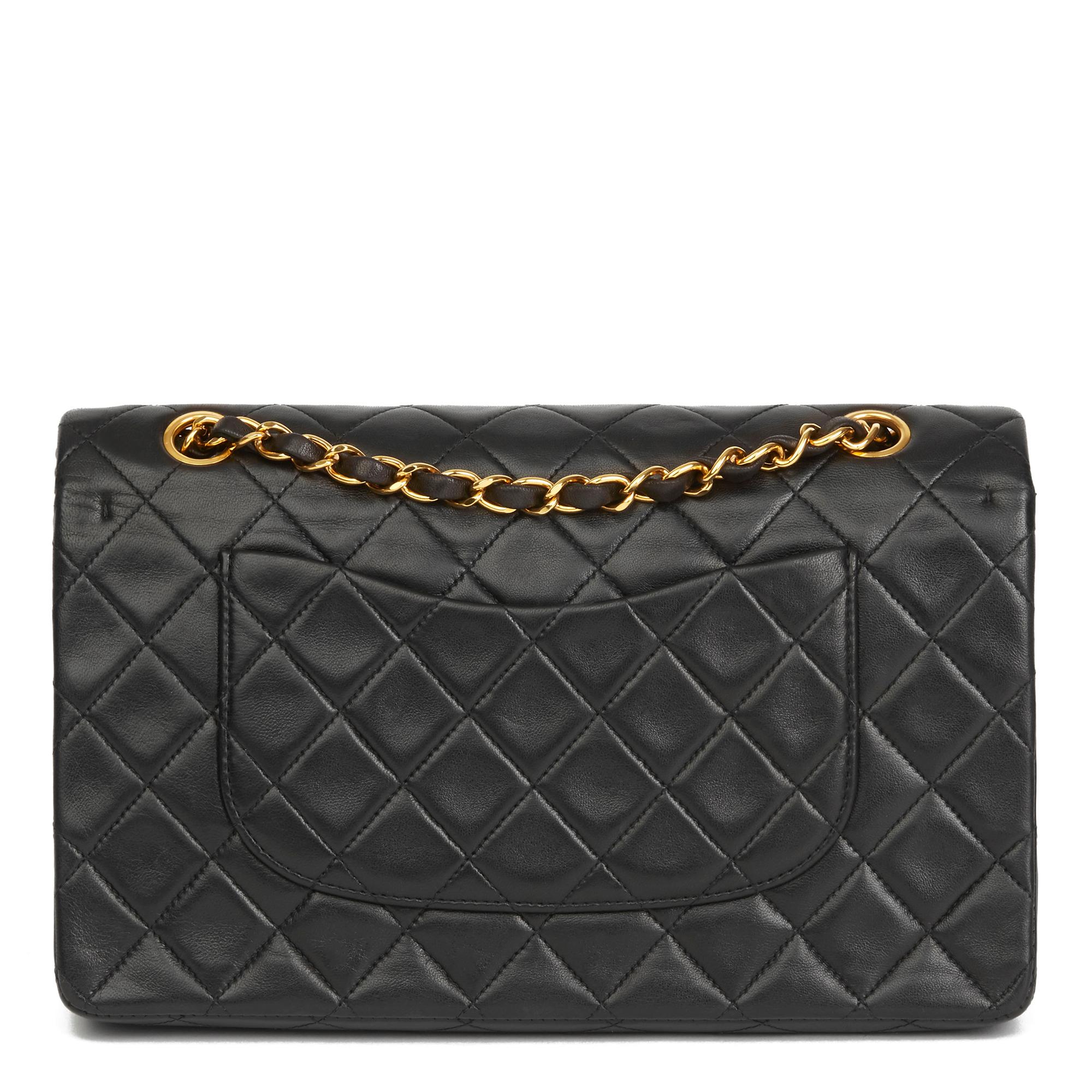Women's 1995 Chanel Black Quilted Lambskin Vintage Medium Classic Double Flap Bag