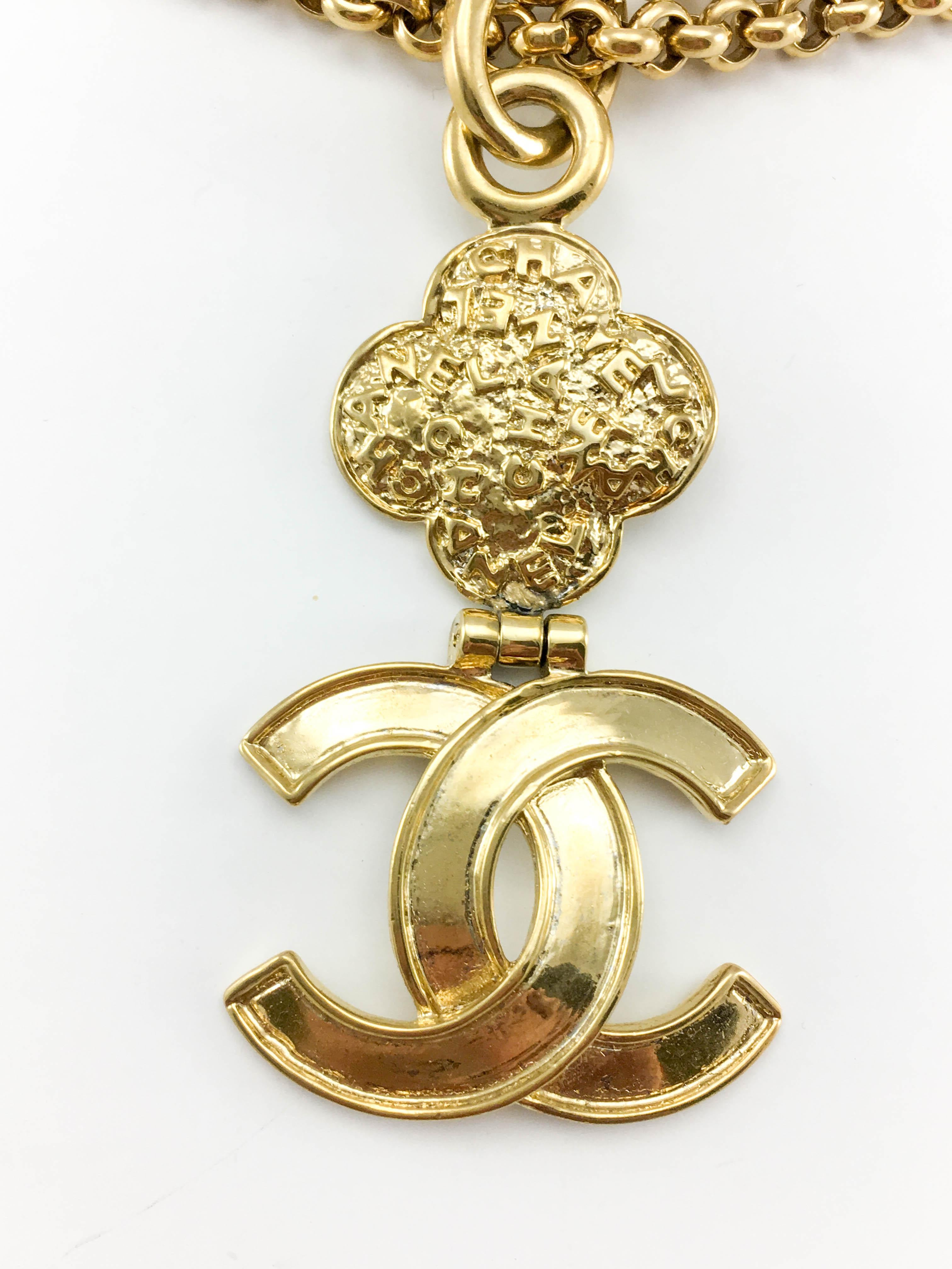 1995 Chanel Gilt Double-Chain Logo Pendant Necklace For Sale 6