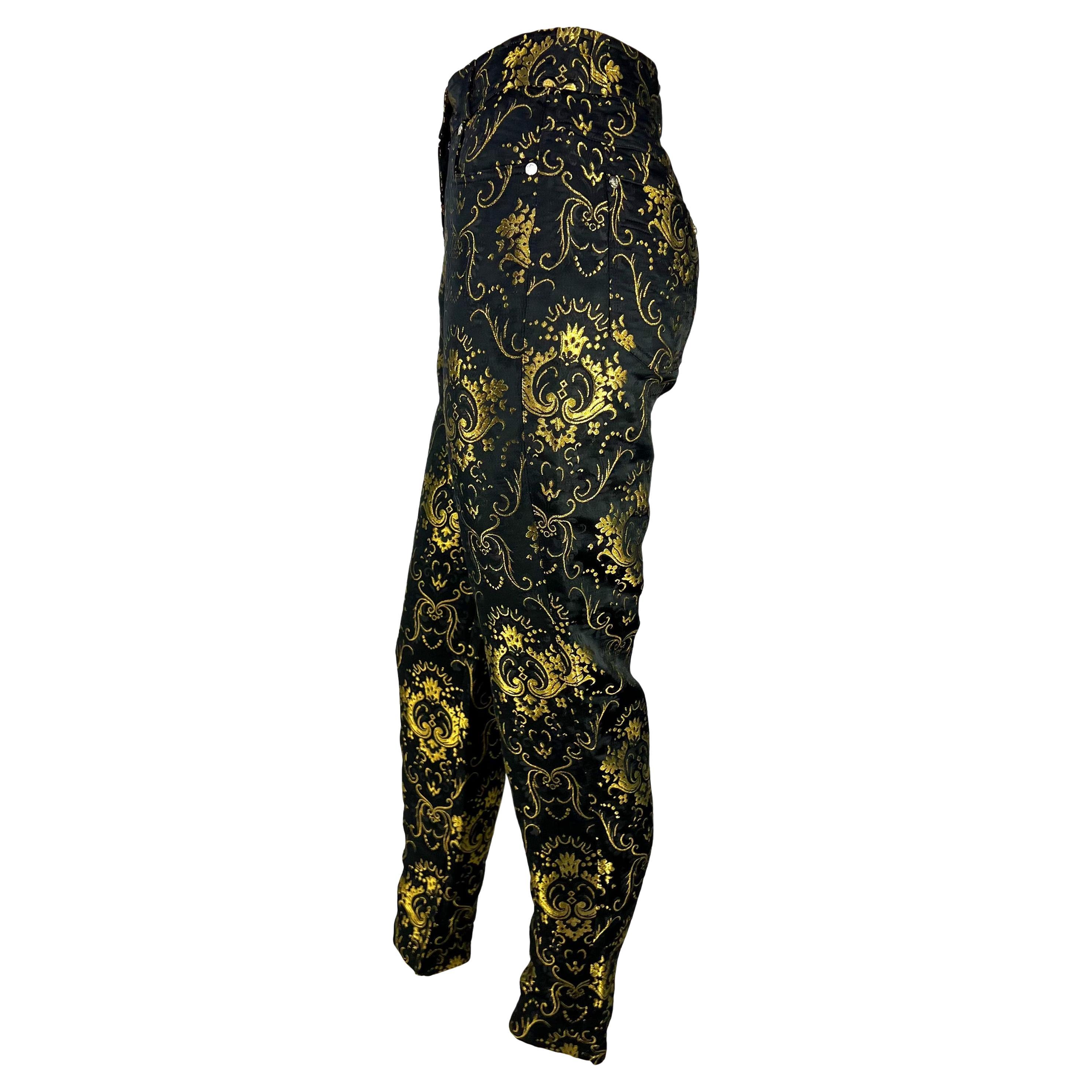 NWT 1995 Gianni Versace Couture Black Gold Metallic Brocade Medusa Pants In New Condition For Sale In West Hollywood, CA