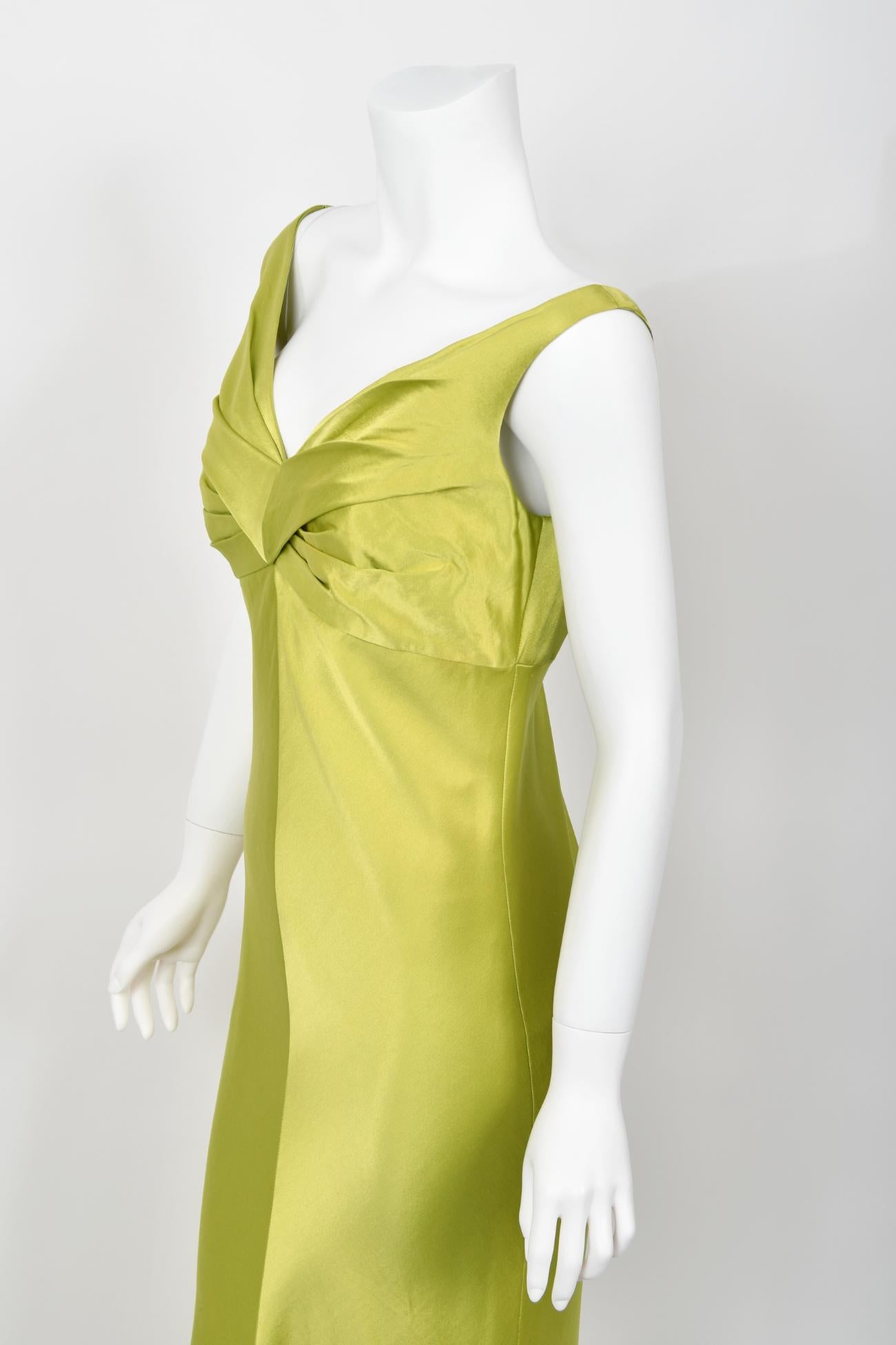 1995 Gianni Versace Couture Documented Runway Chartreuse Silk Off-Shoulder Gown For Sale 10