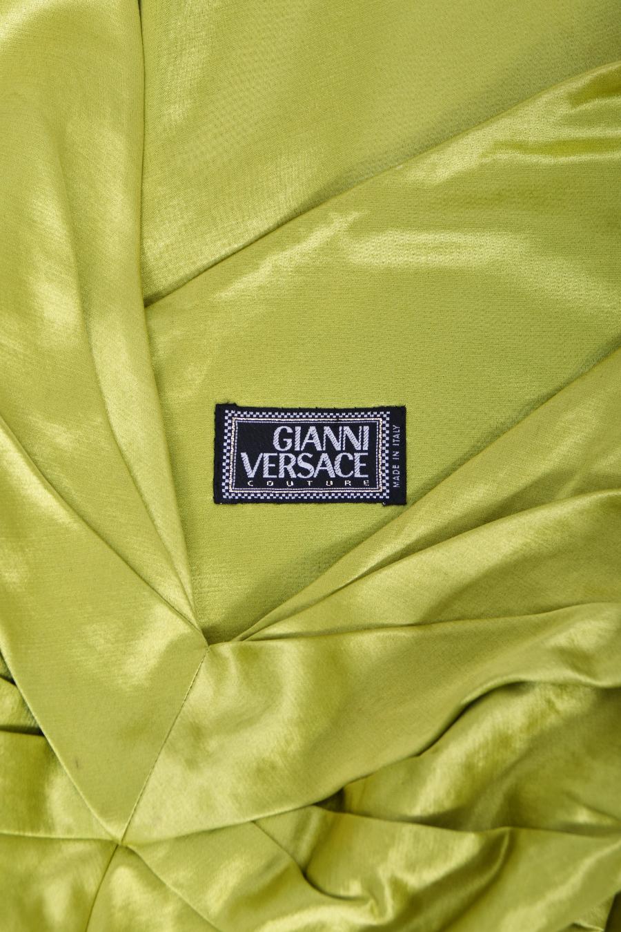 1995 Gianni Versace Couture Documented Runway Chartreuse Silk Off-Shoulder Gown For Sale 16