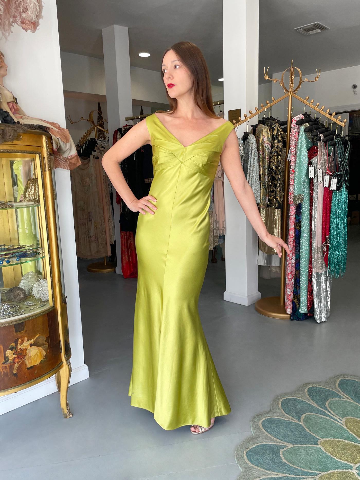 Women's 1995 Gianni Versace Couture Documented Runway Chartreuse Silk Off-Shoulder Gown For Sale