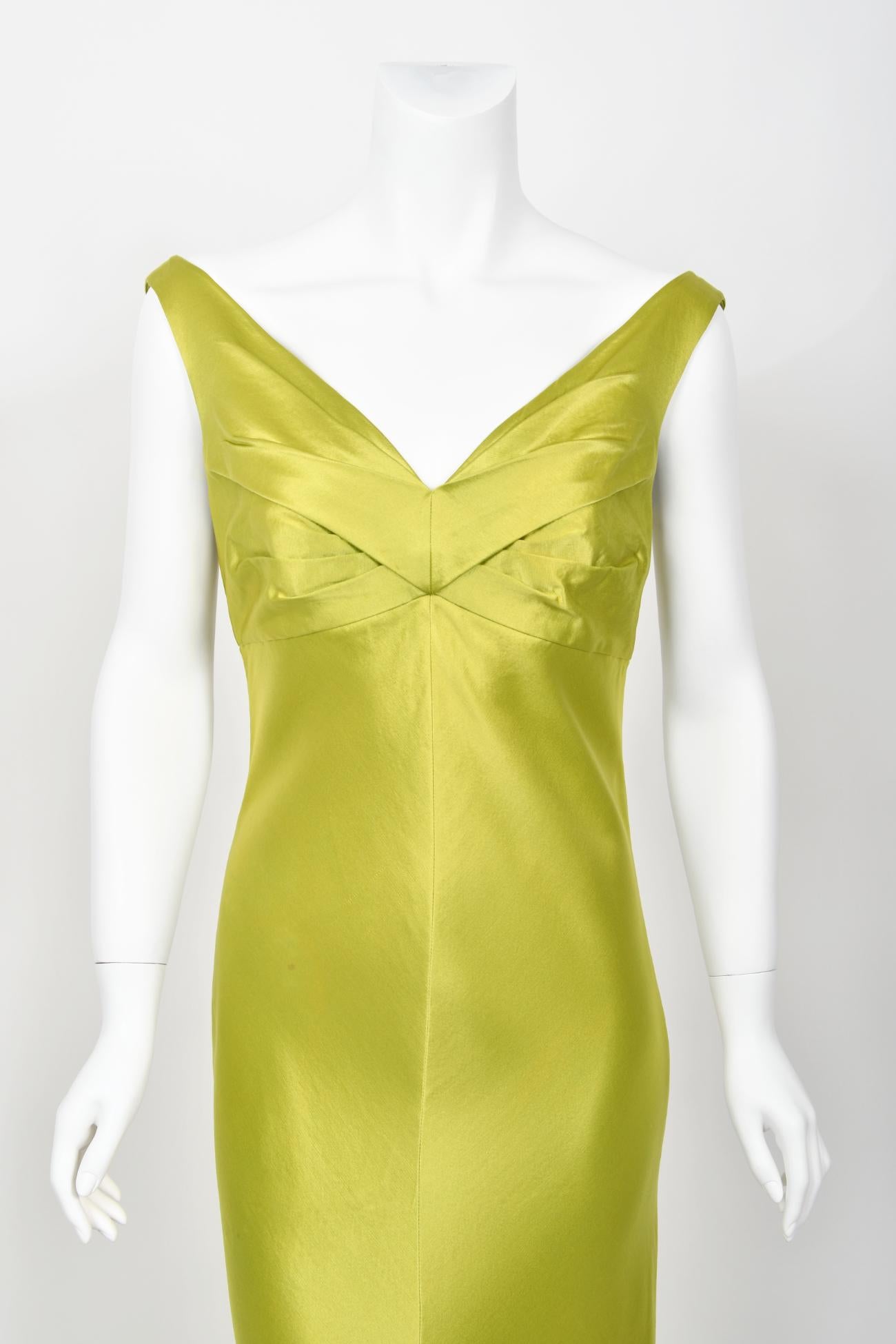 1995 Gianni Versace Couture Documented Runway Chartreuse Silk Off-Shoulder Gown For Sale 4
