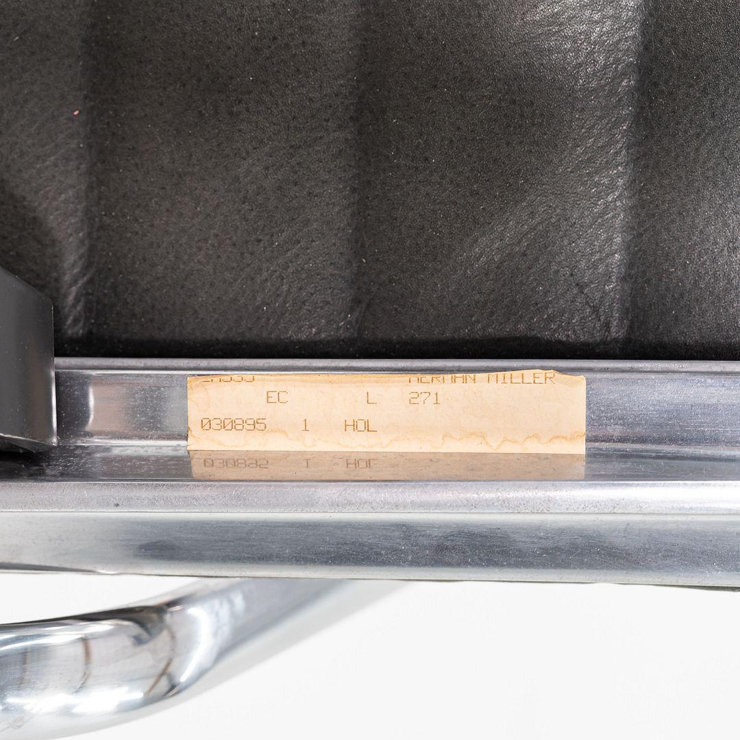 1995 Chaise de bureau en aluminium Eames d'Herman Miller, en cuir gris en vente 5