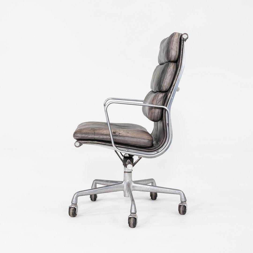 1995 Herman Miller Eames Softpad Schreibtischstuhl in schwarz/grauem Leder (amerikanisch) im Angebot