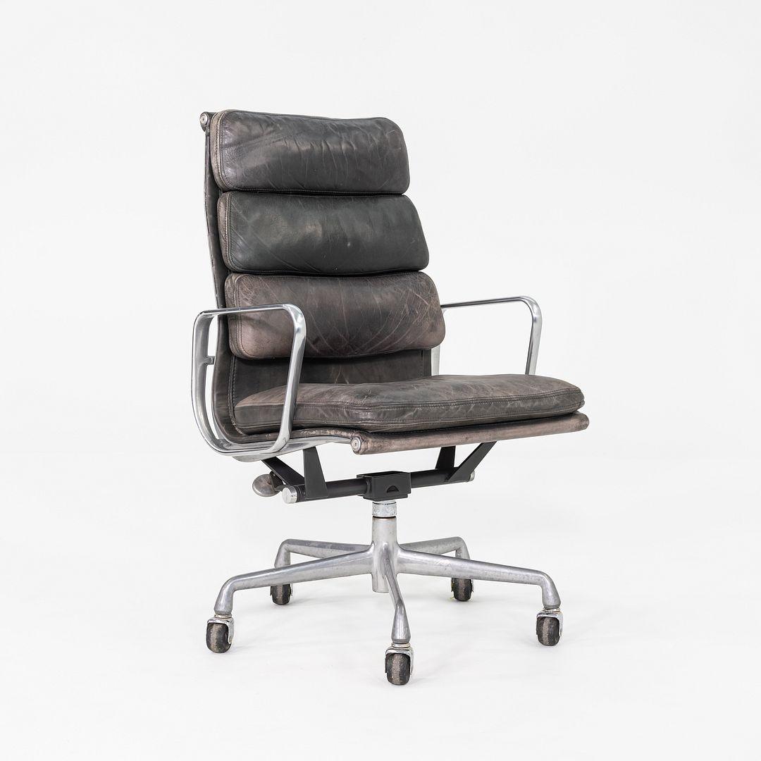 1995 Herman Miller Eames Softpad Schreibtischstuhl in schwarz/grauem Leder im Angebot 2
