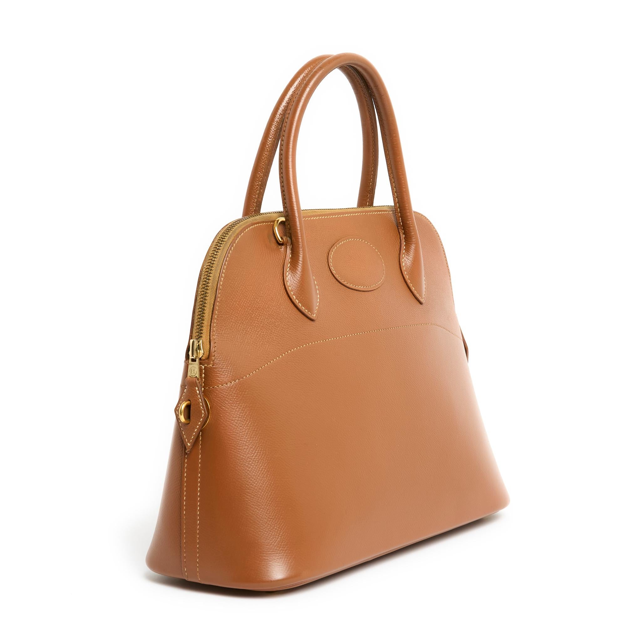 Brown 1995 Hermès Bolide 31 Gold Leather Bag with strap For Sale