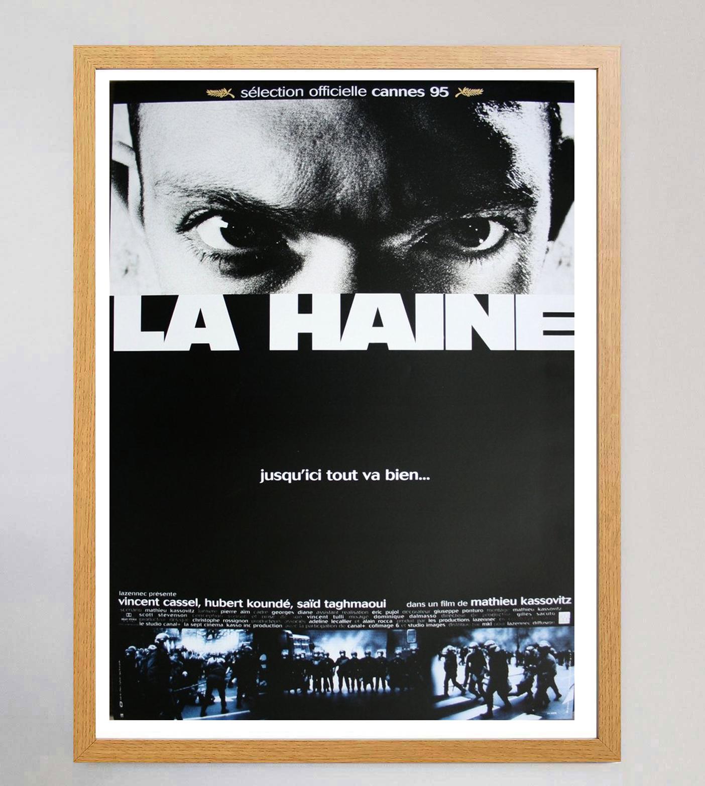 1995 La Haine (French) Original Vintage Poster In Good Condition For Sale In Winchester, GB