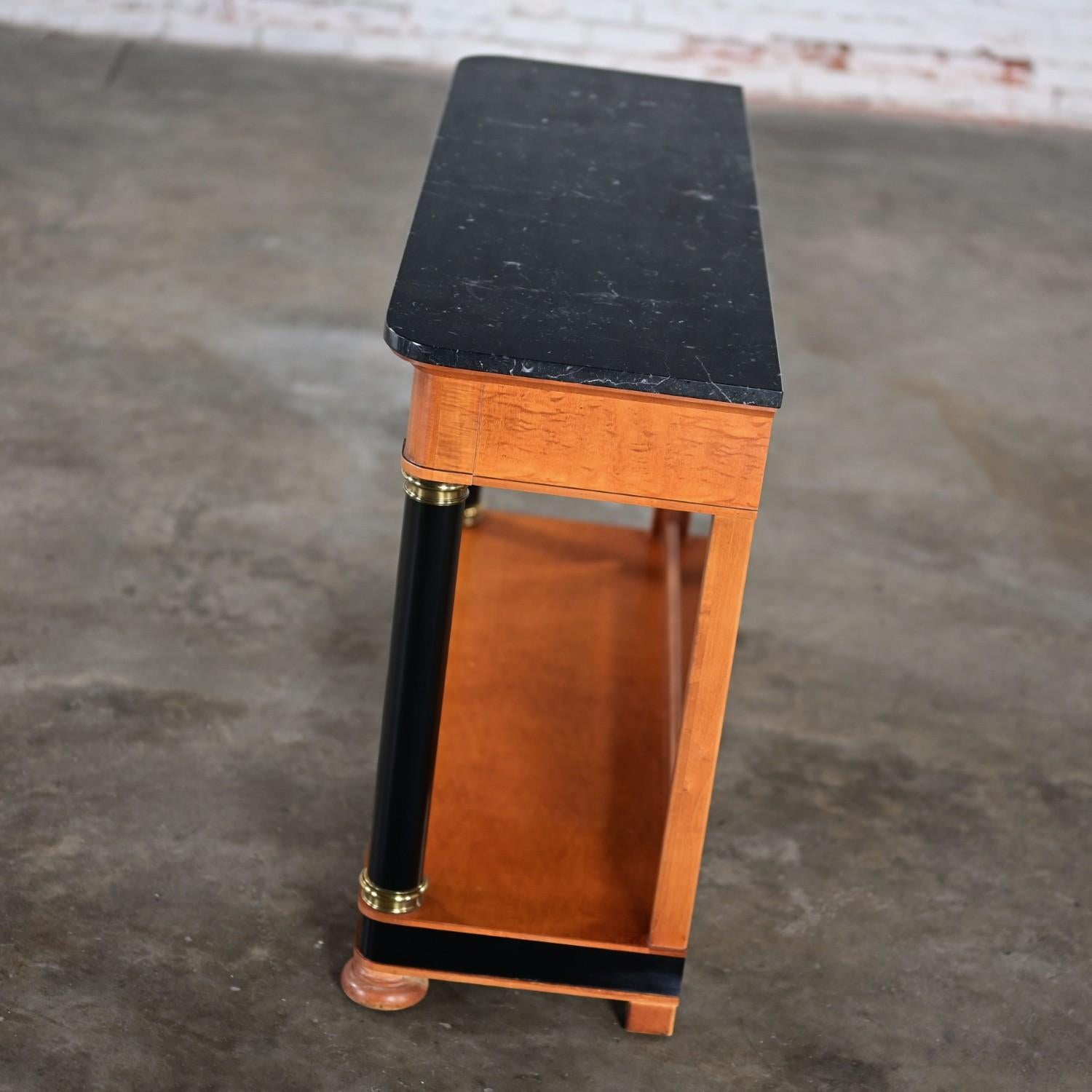 1995 Neo Classic Biedermeier Stil Thomasville Grand Classic Console Couchtisch im Angebot 2