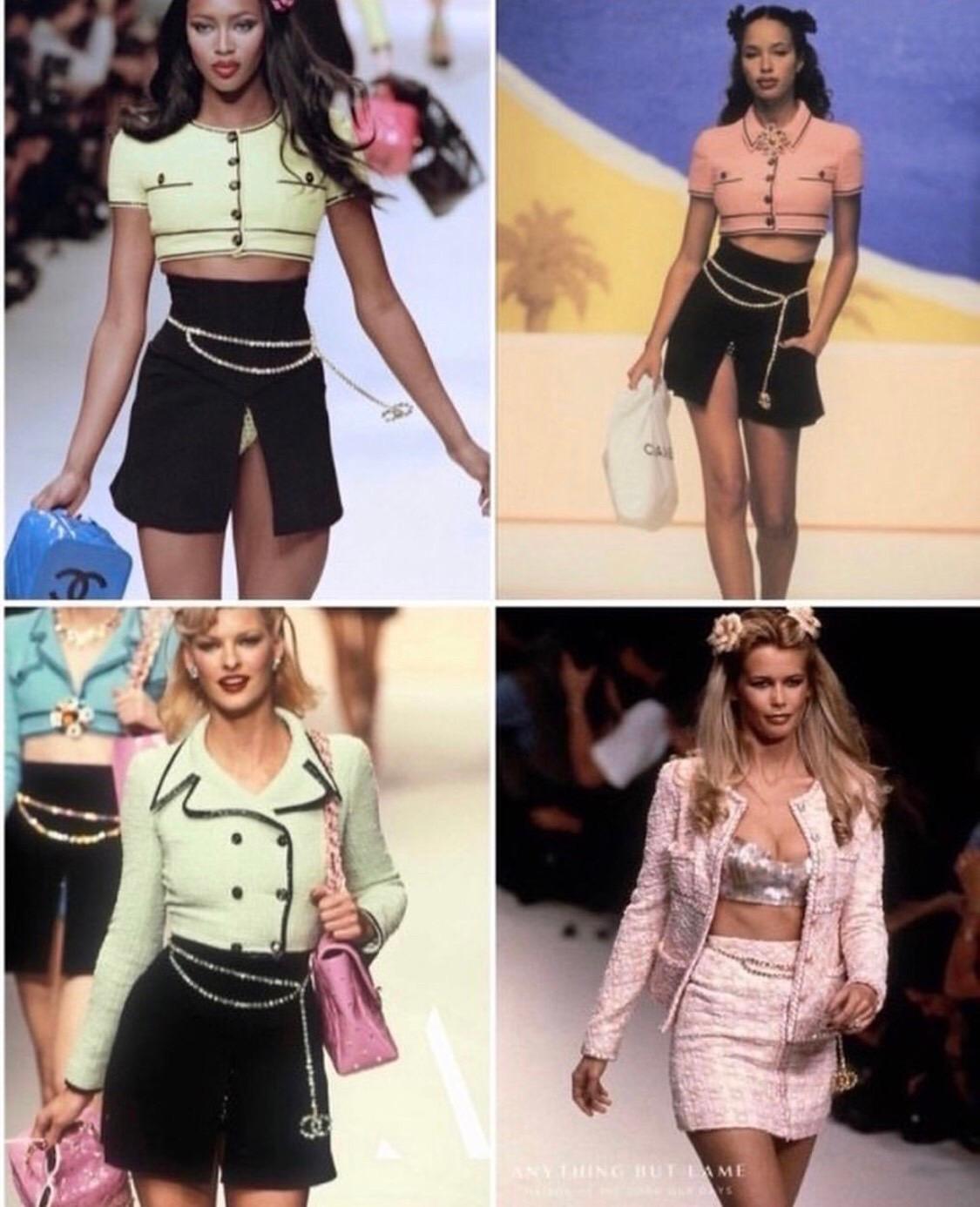 1995 Vintage Runway Chanel Iridescent Rhinestone CC Chain Belt Necklace In Good Condition In Bangkok, TH