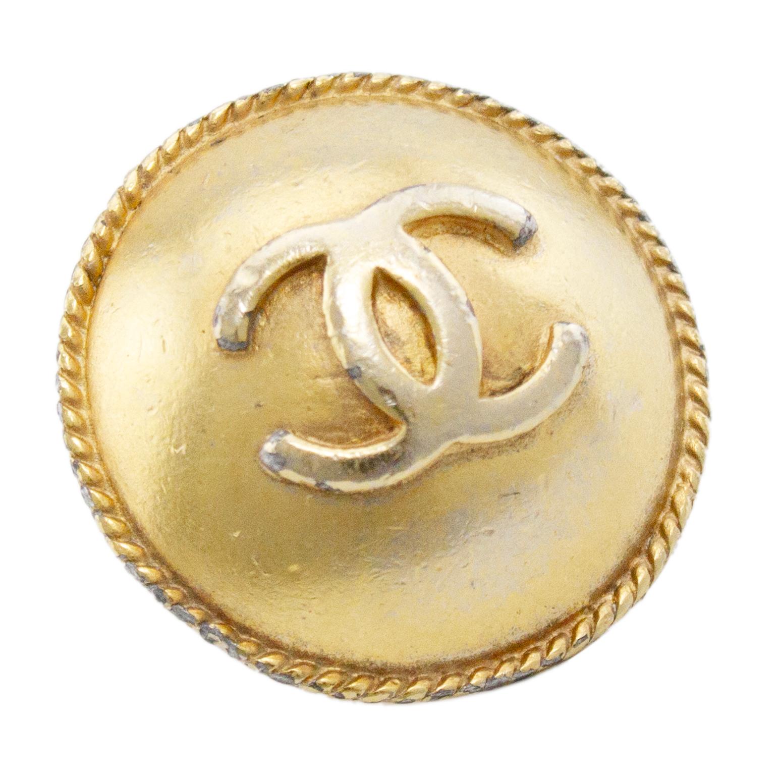 Women's 1995 Spring Collection Chanel Gold Twisted Rope Edge Clip On Earrings For Sale