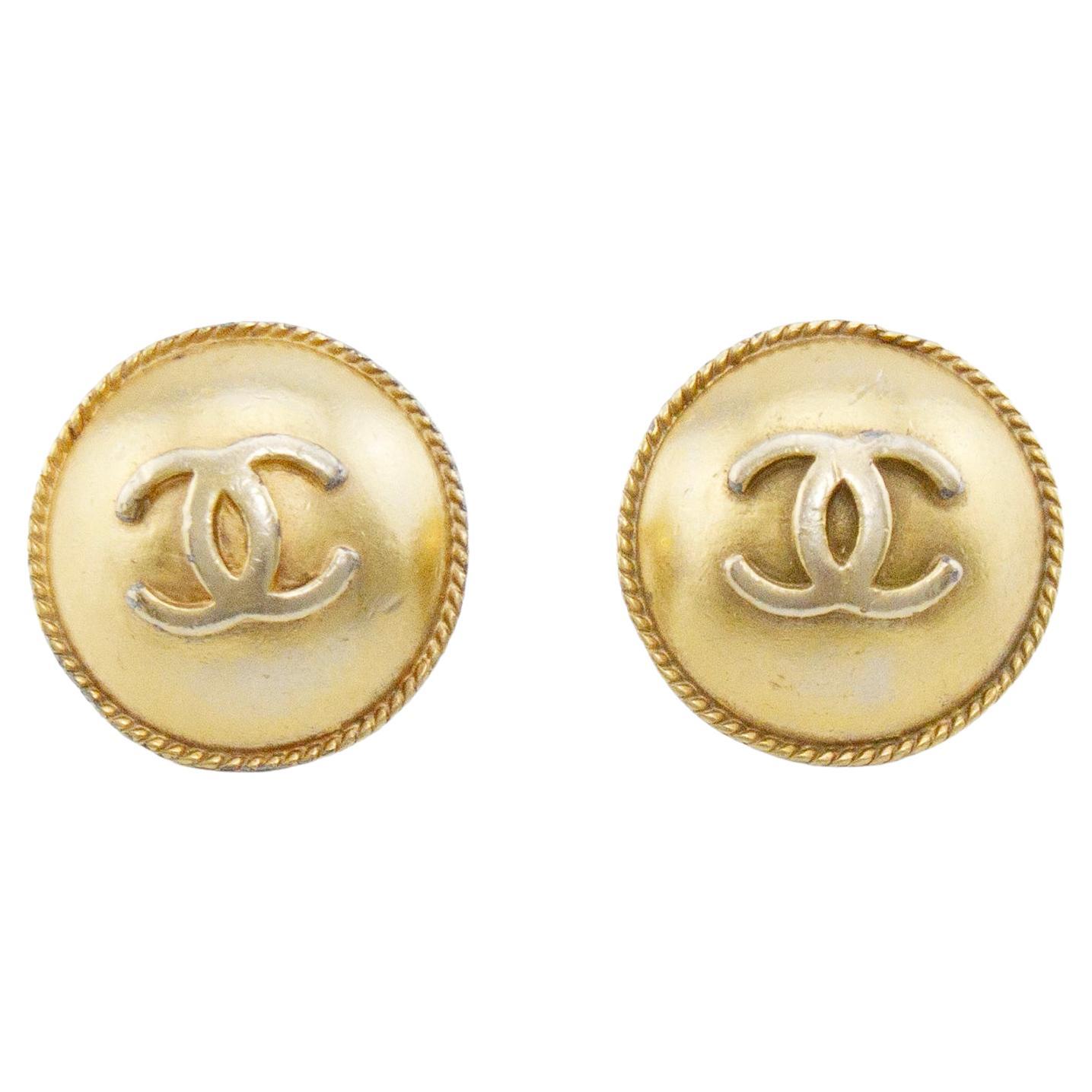1995 Spring Collection Chanel Gold Twisted Rope Edge Clip On Earrings For Sale