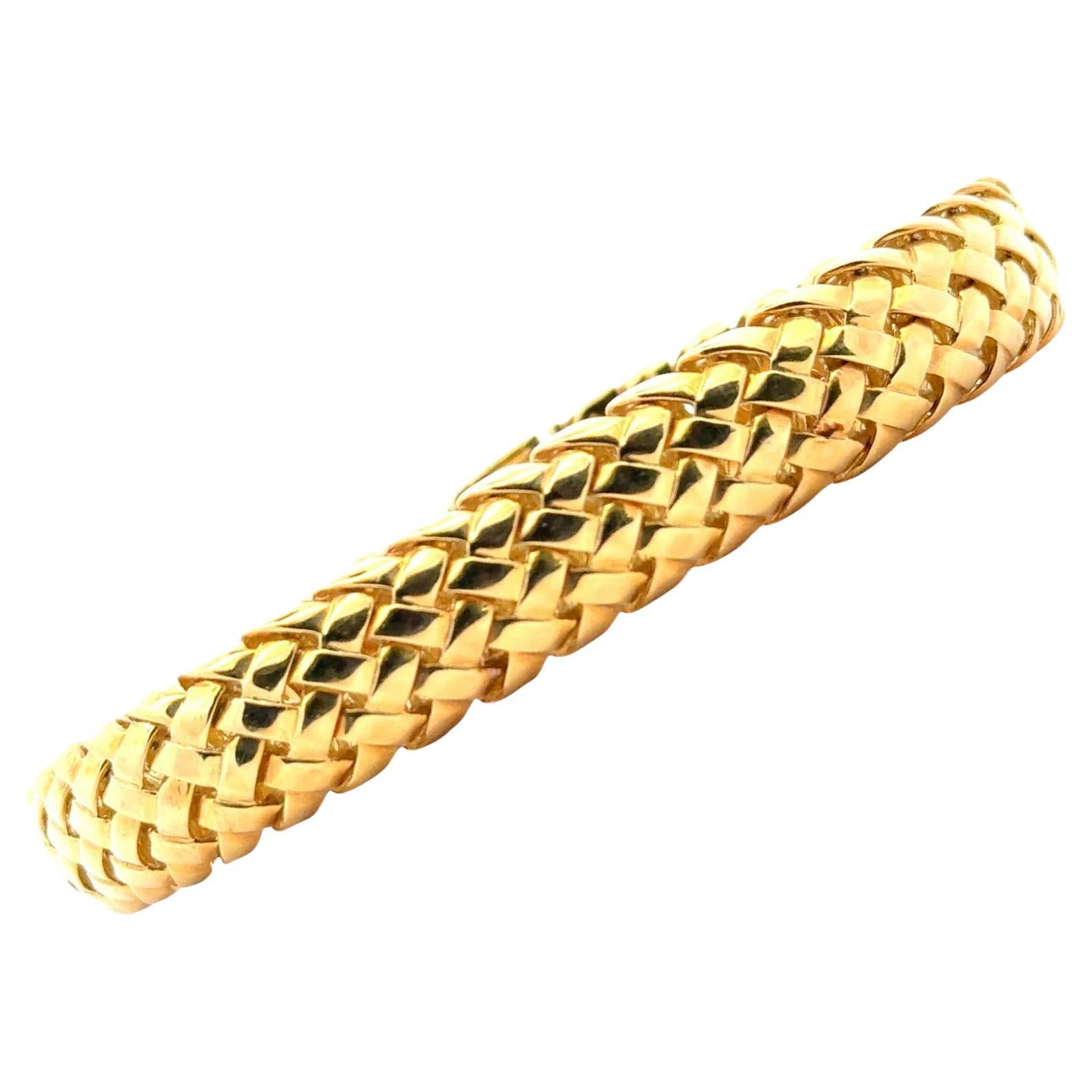 1995 Tiffany & Co. 18 Karat Yellow Gold Vannerie Basket Weave Link Bracelet For Sale
