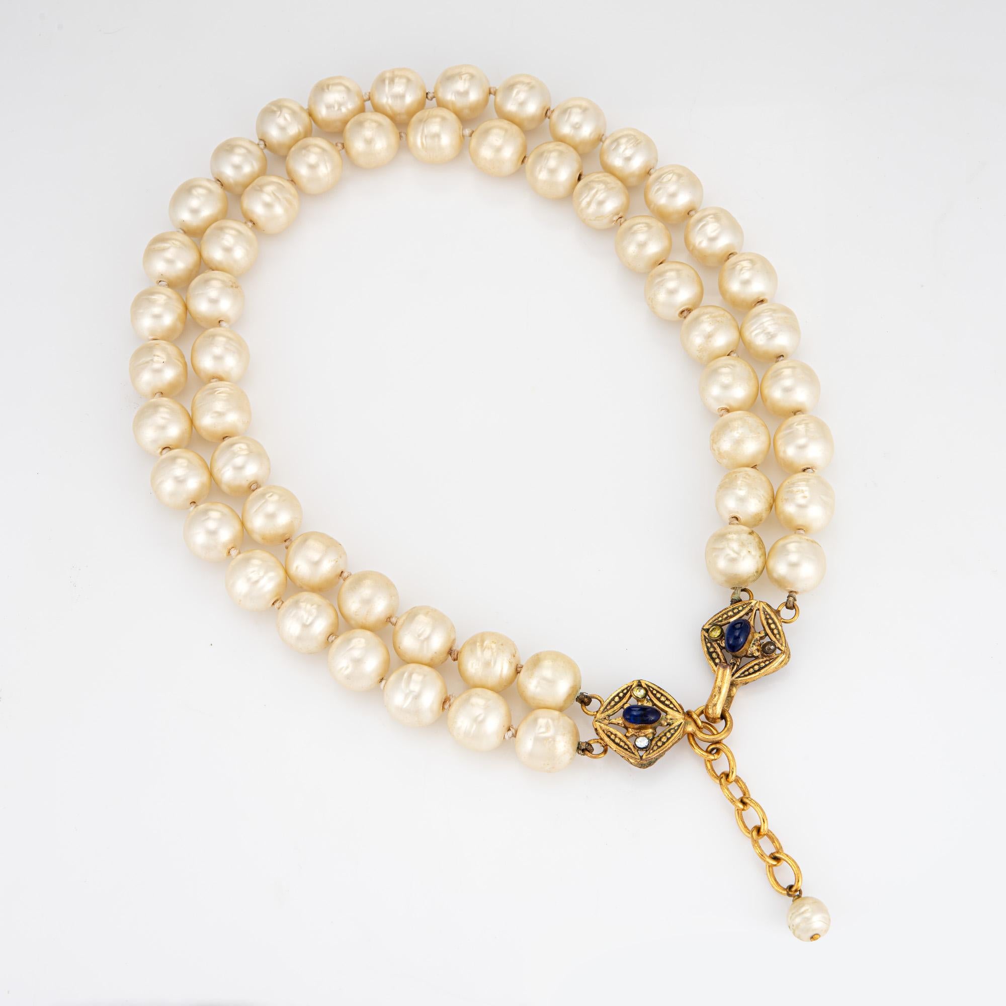 Modern 1995 Vintage Chanel Choker Necklace Double Strand 12mm Faux Pearls Gripoix Clasp For Sale
