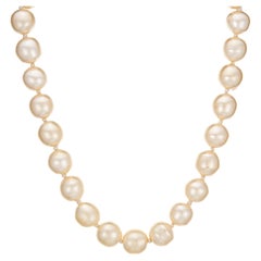 chanel pearl choker necklace vintage