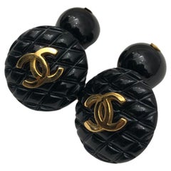 Louis Vuitton Gold Pleated Round Cufflinks with Leather Pouch For Sale at  1stDibs