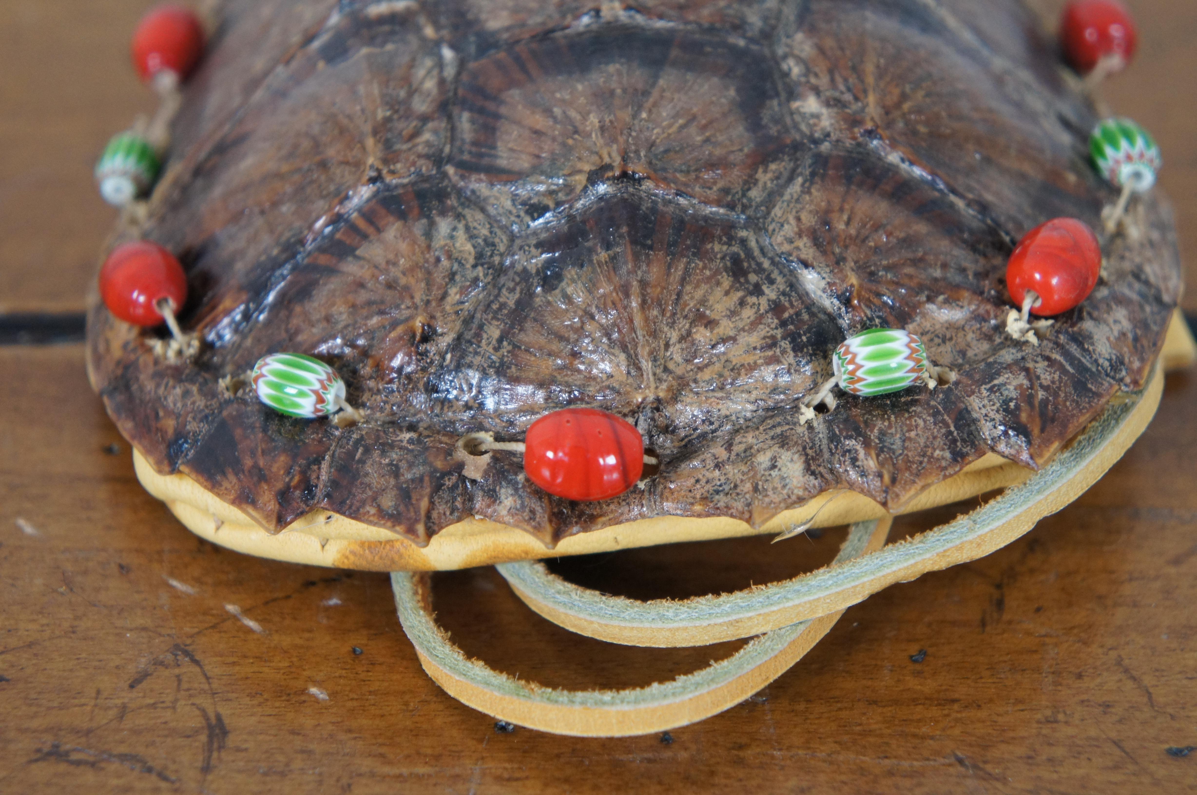 Vintage Südwestliche Schildkröten Medizin-Tasche/ Beutel aus Nickel mit Perlen im Angebot 2