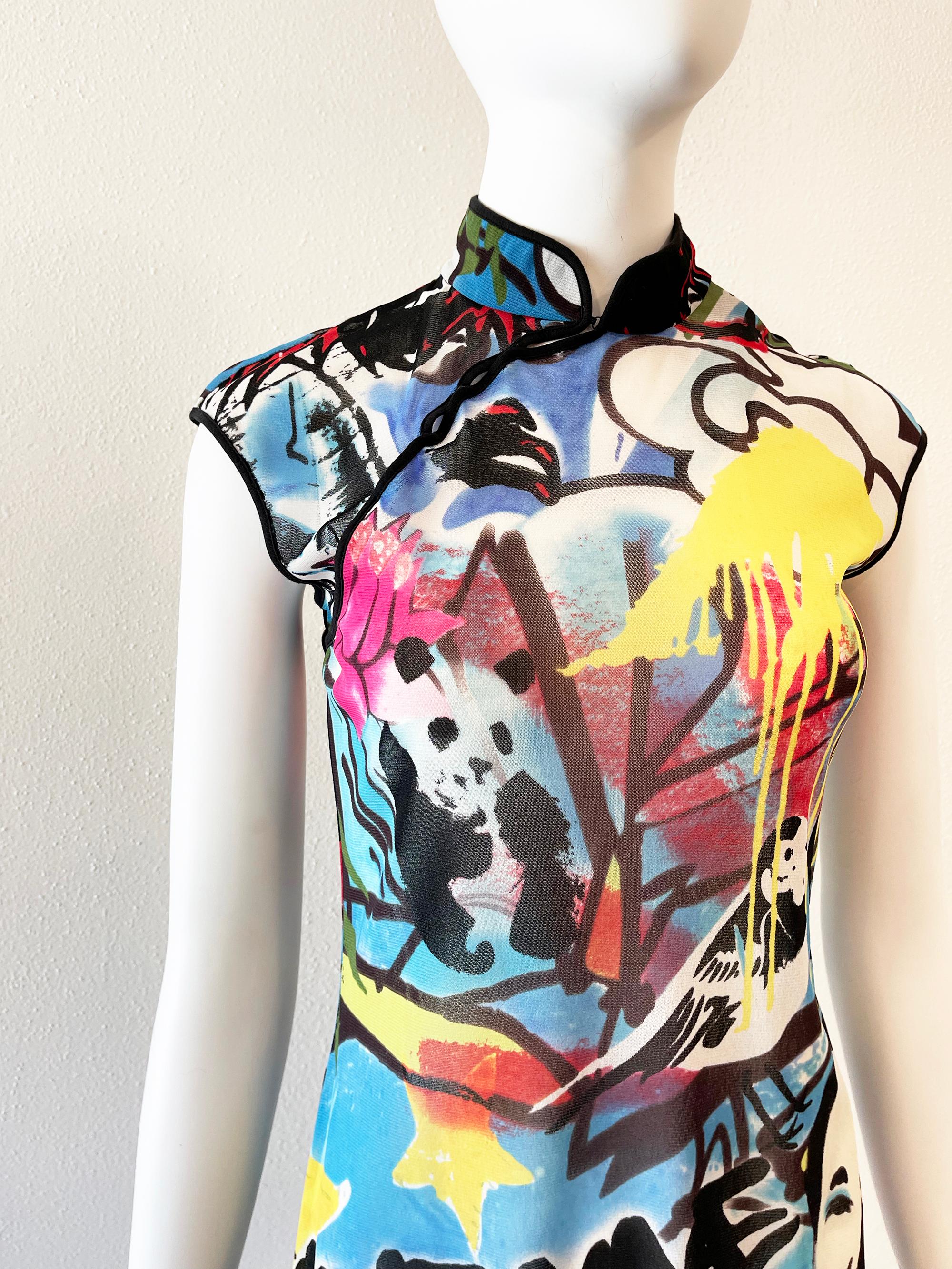 1995 VIVIENNE TAM Mao Graffiti Dress In Excellent Condition For Sale In Austin, TX