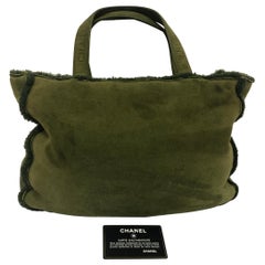 1996/97 Chanel Grand Sac à Main Vert Mouton/Suède avec carte et carte d'identité