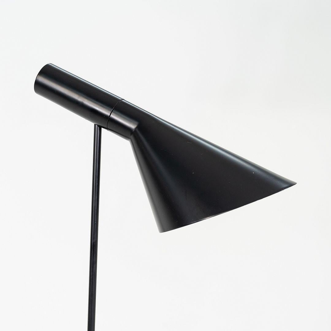 1996 Arne Jacobsen for Louis Poulsen AJ Desk / Table Lamp in Black For Sale 3