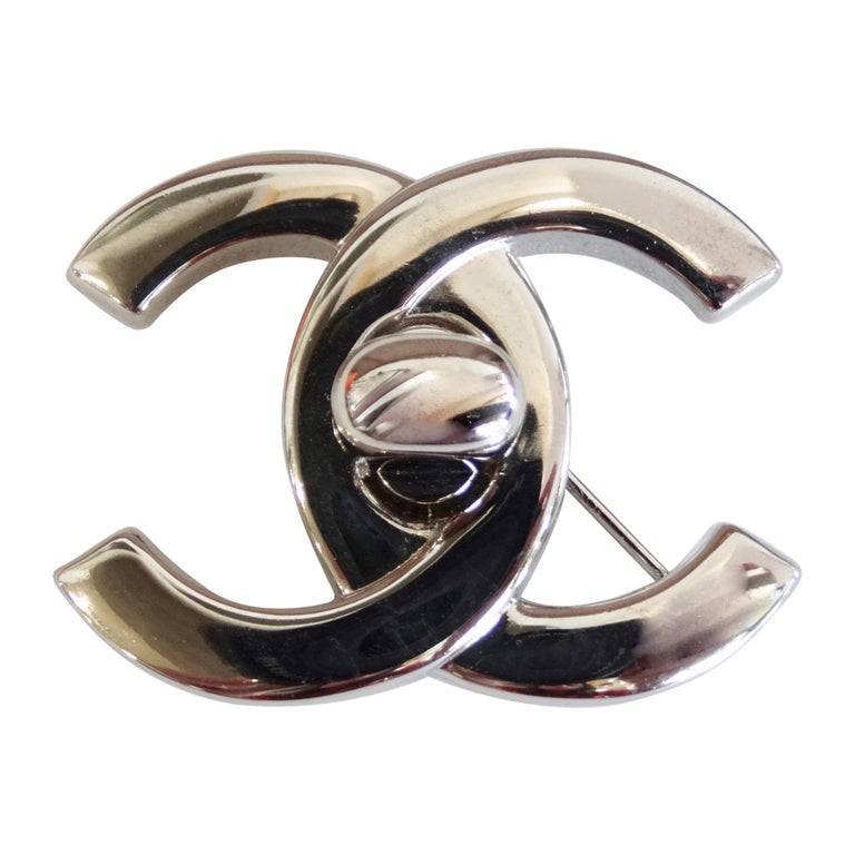 Chanel 1996 Autumn 'CC' Turn Lock Brooch For Sale at 1stdibs
