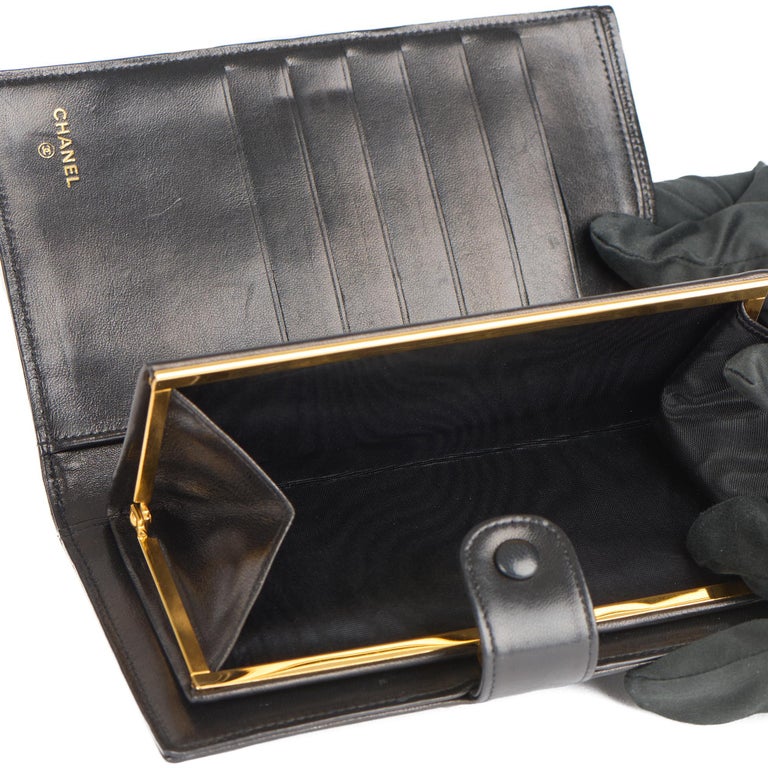 1996 Chanel Black Lambskin Vintage Timeless Long Wallet  For Sale 6