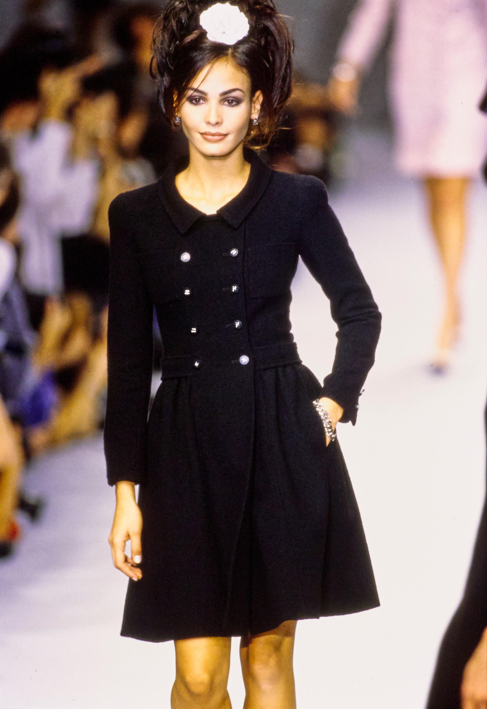 1996 Chanel Black Velvet Cigarette Pants For Sale 2