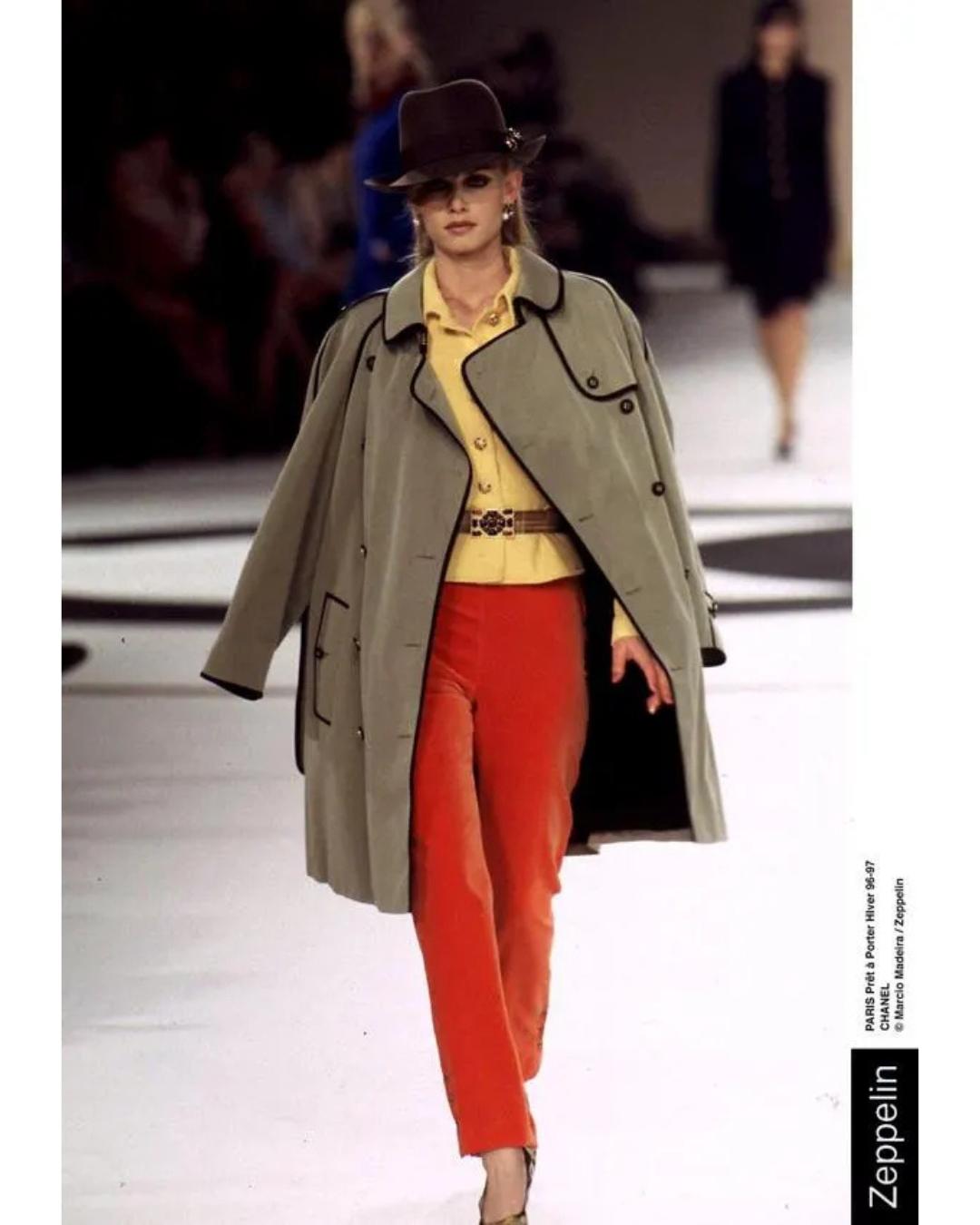 1996 Chanel Black Velvet Cigarette Pants For Sale 5