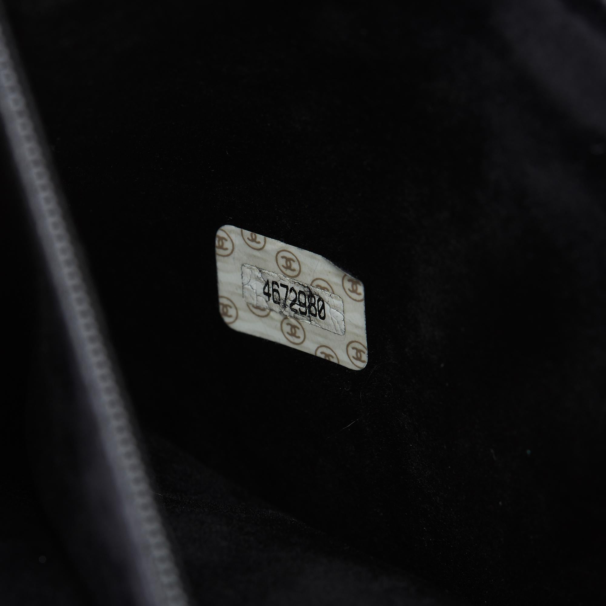 1996 Chanel Blau Denim Vintage zeitlose Eitelkeit Tasche 7