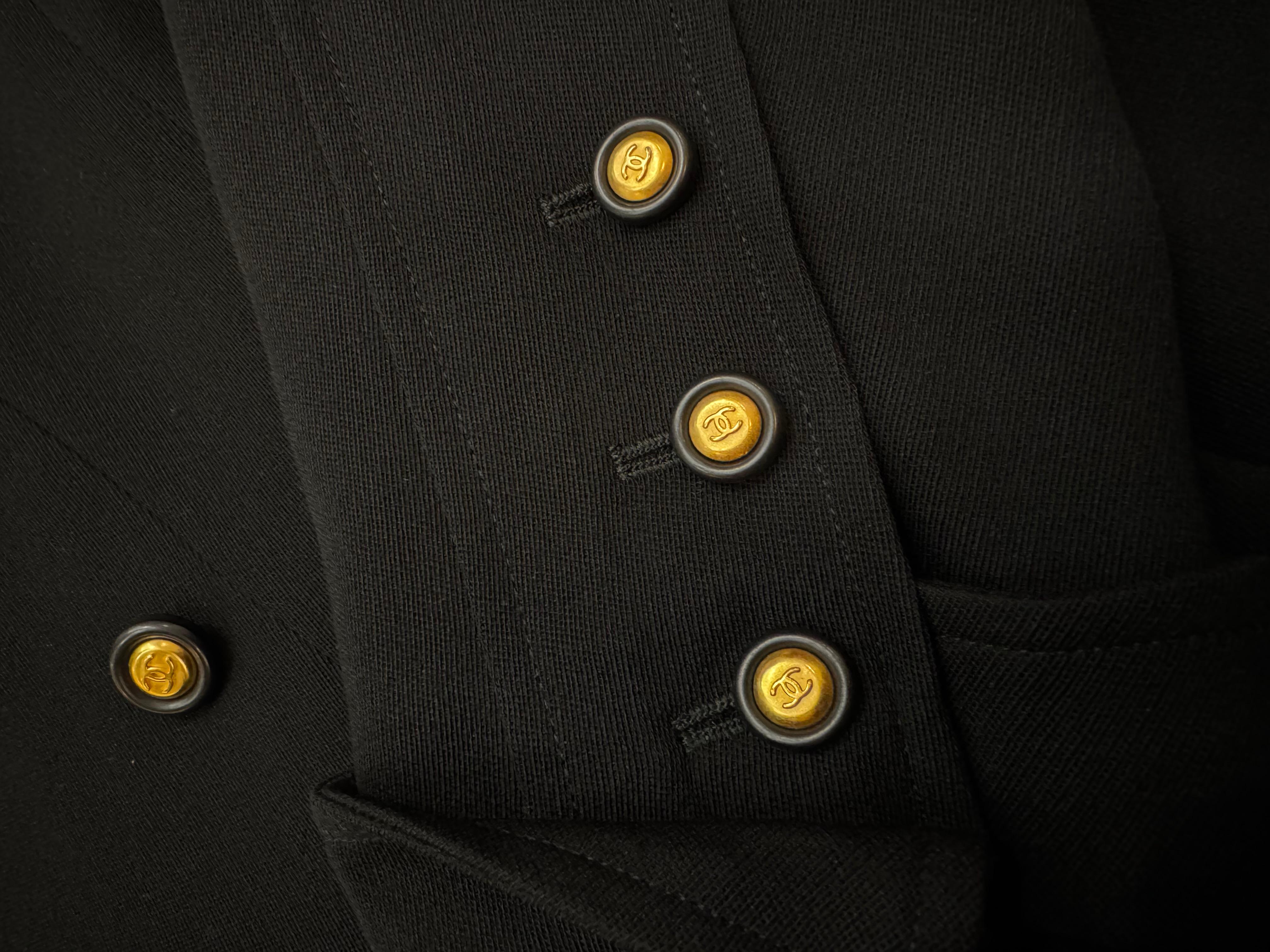 Women's 1996 CHANEL Double-Breasted Wool Blazer Jacket Black FR42 For Sale