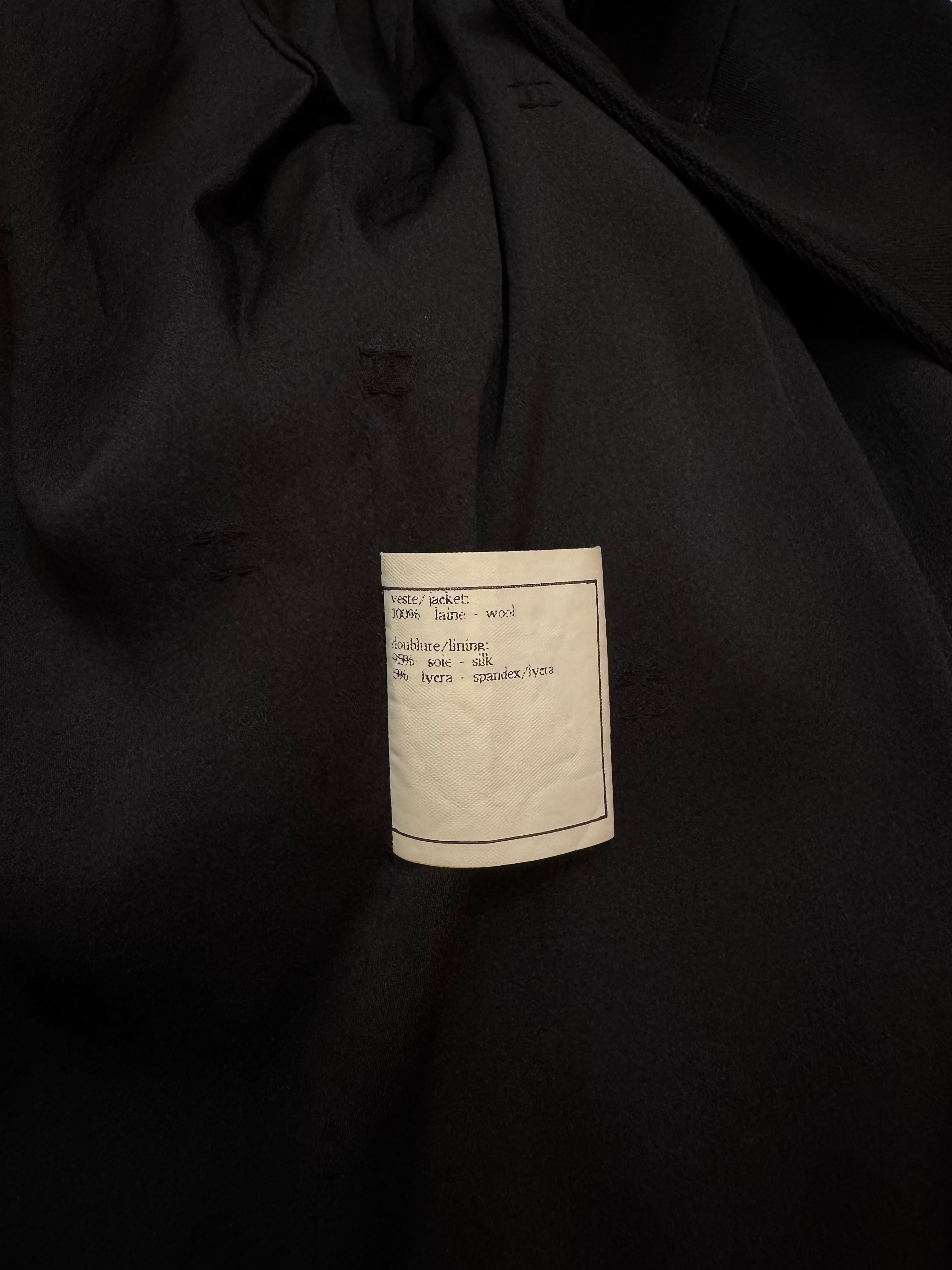 1996 CHANEL Double-Breasted Wool Blazer Jacket Black FR42 For Sale 2