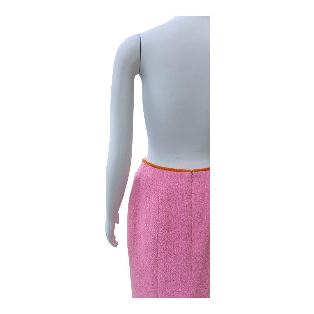1996 CHANEL Pink Wool Pencil Skirt with Orange Waistband Trim In Good Condition For Sale In Dallas, TX