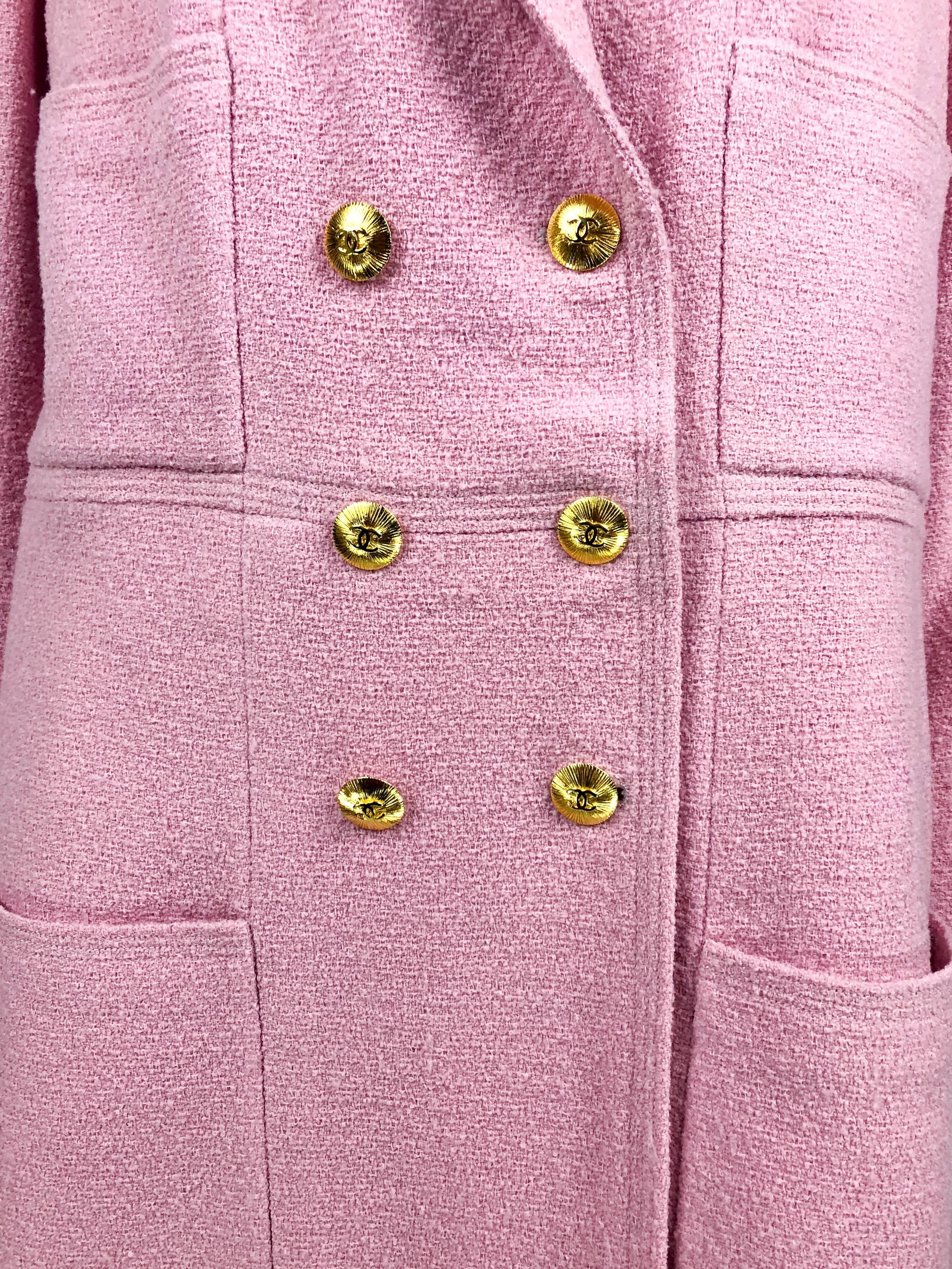 1996 Chanel Pink Wool Skirt Suit With Gilt Logo Buttons (Large Size) For Sale 2