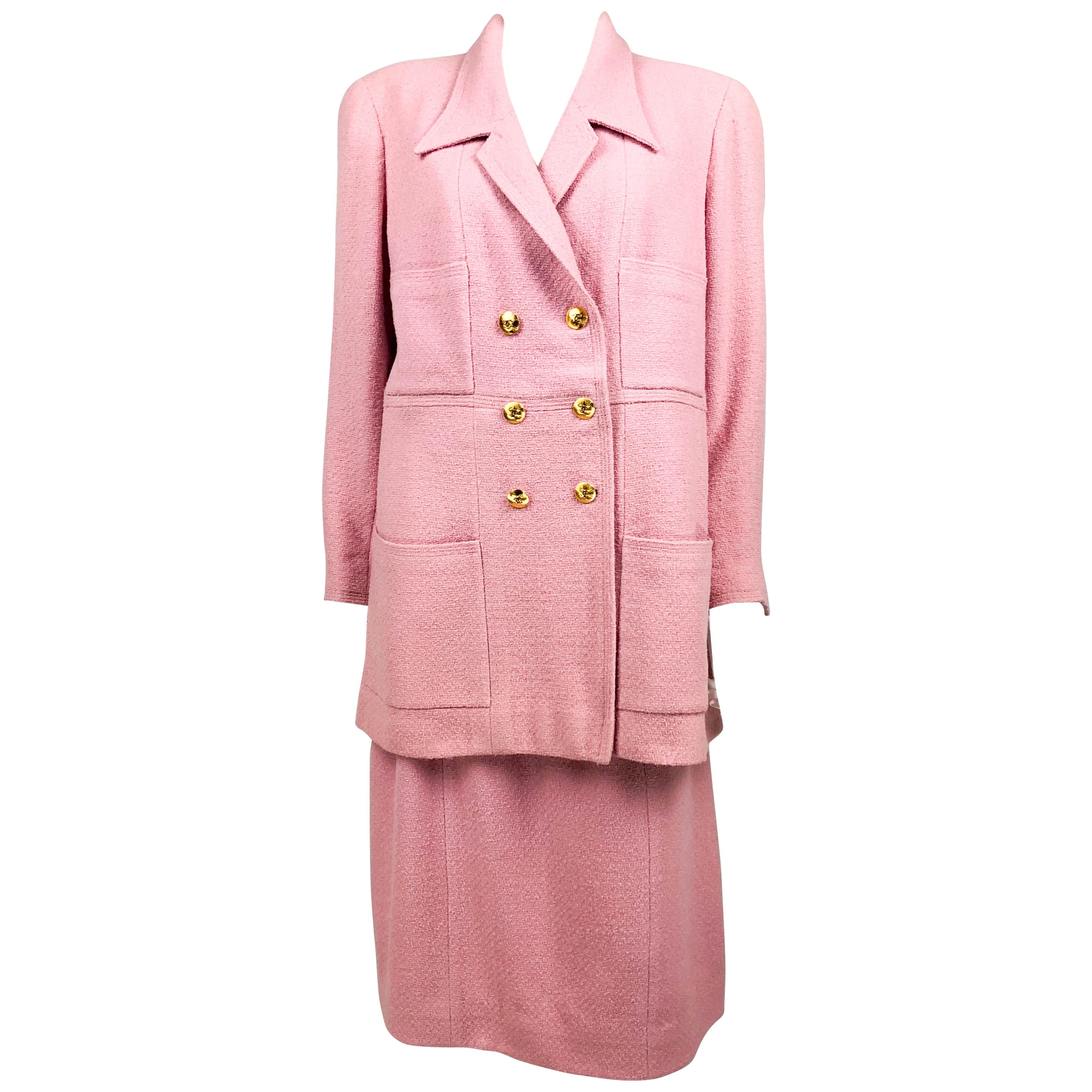 1996 Chanel Pink Wool Skirt Suit With Gilt Logo Buttons (Large Size) For Sale