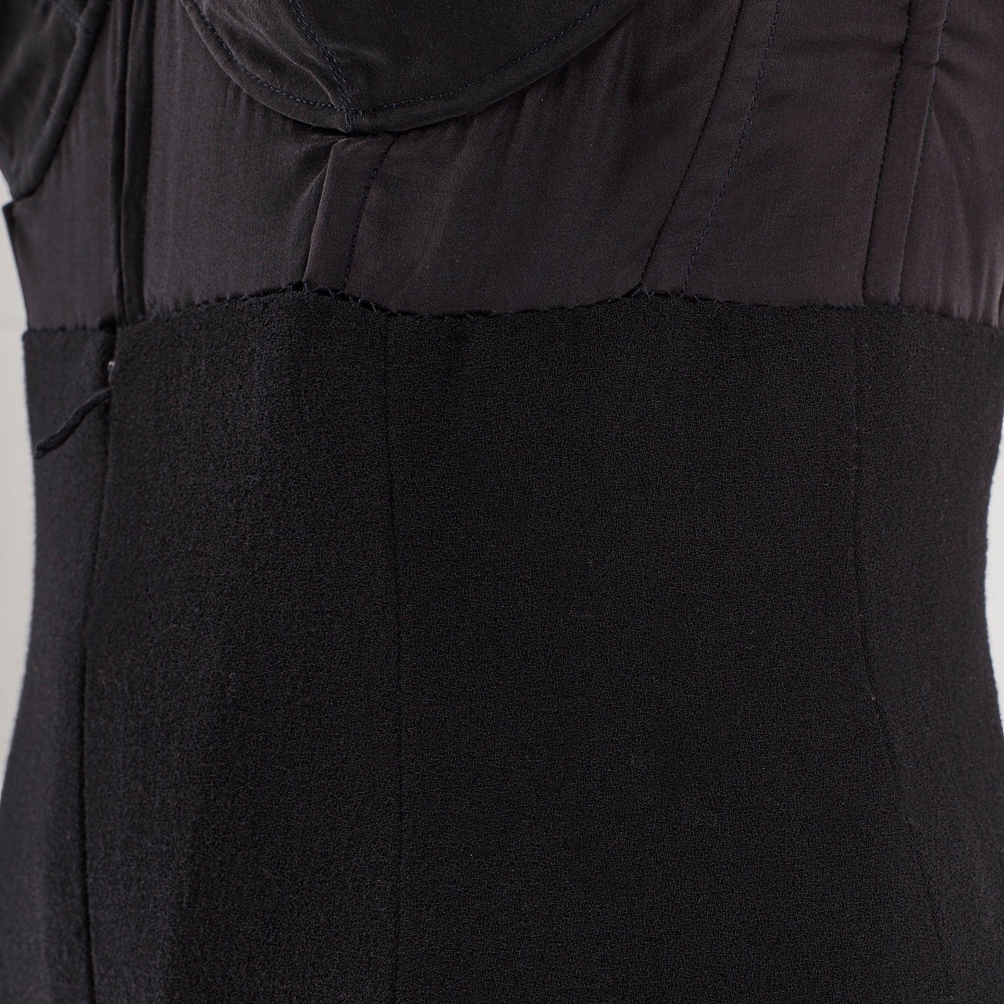 1996 Chanel Pasarela Alta Costura Documentada Mono y Chaqueta Negros en venta 1