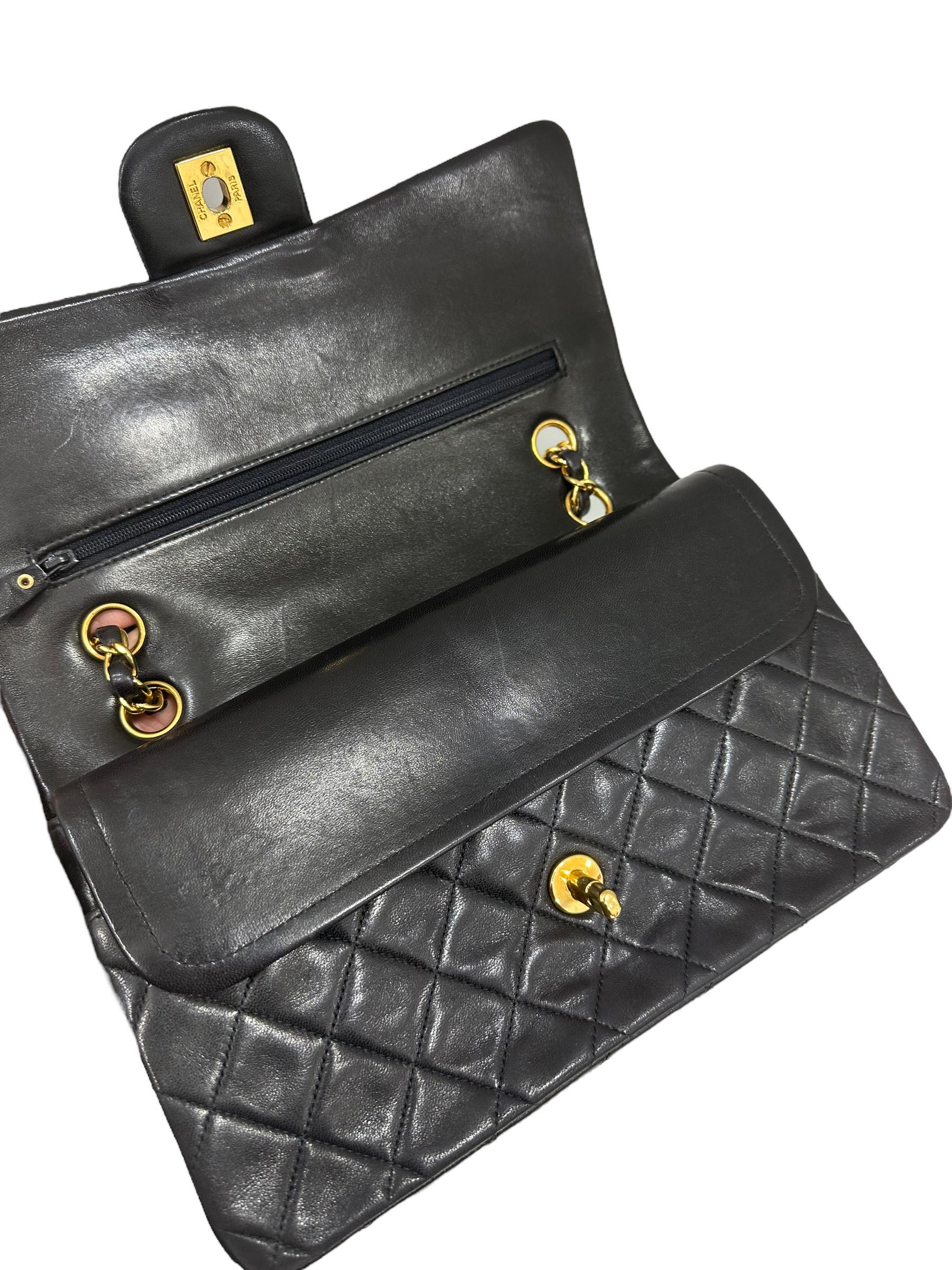 1996 Chanel Timeless Classic 2.55 Black Leather Top Shoulder Bag For Sale 12