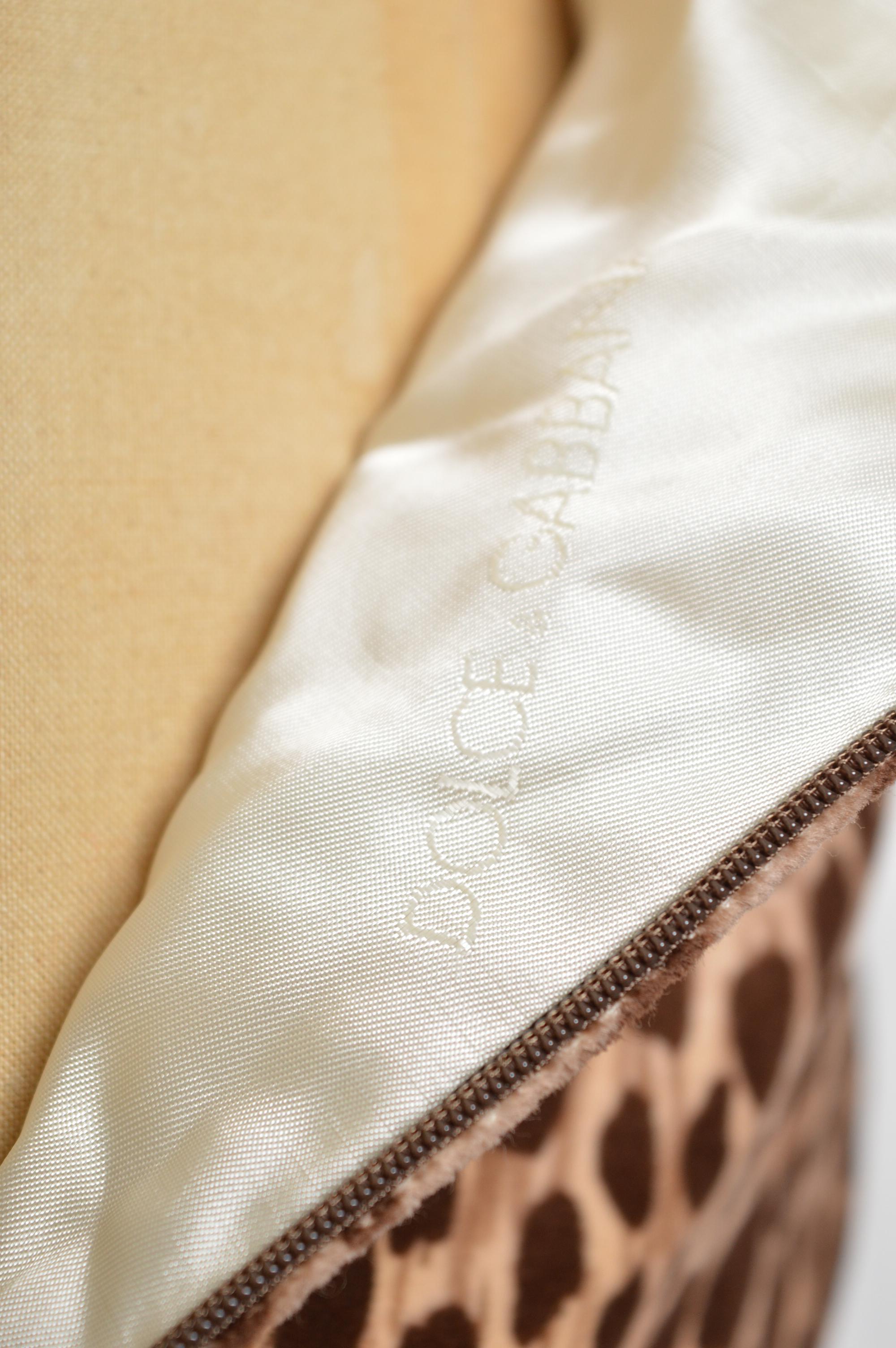 Dolce & Gabbana, robe pin-up en velours imprimé guépard à motifs léopard, 1996 en vente 10