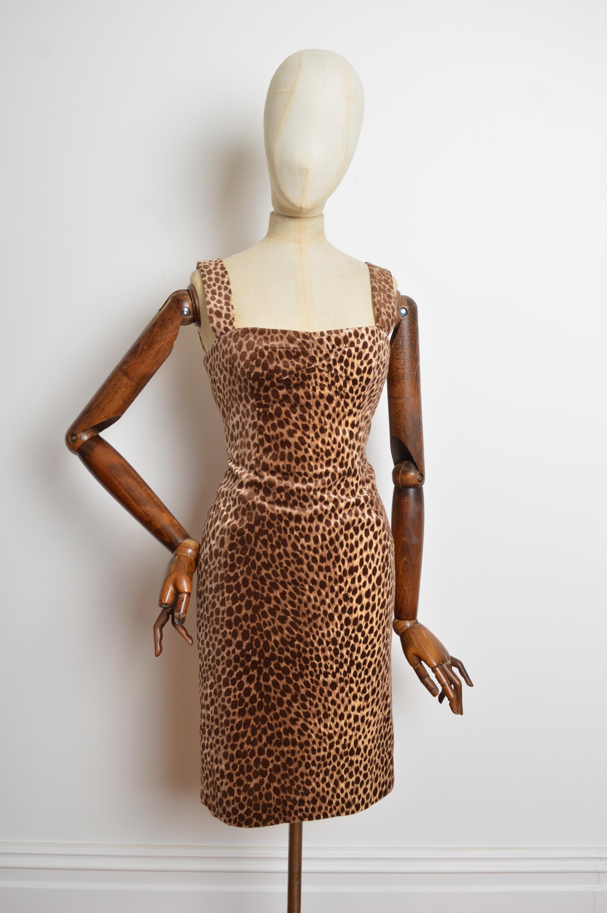 Dolce & Gabbana, robe pin-up en velours imprimé guépard à motifs léopard, 1996 en vente 3