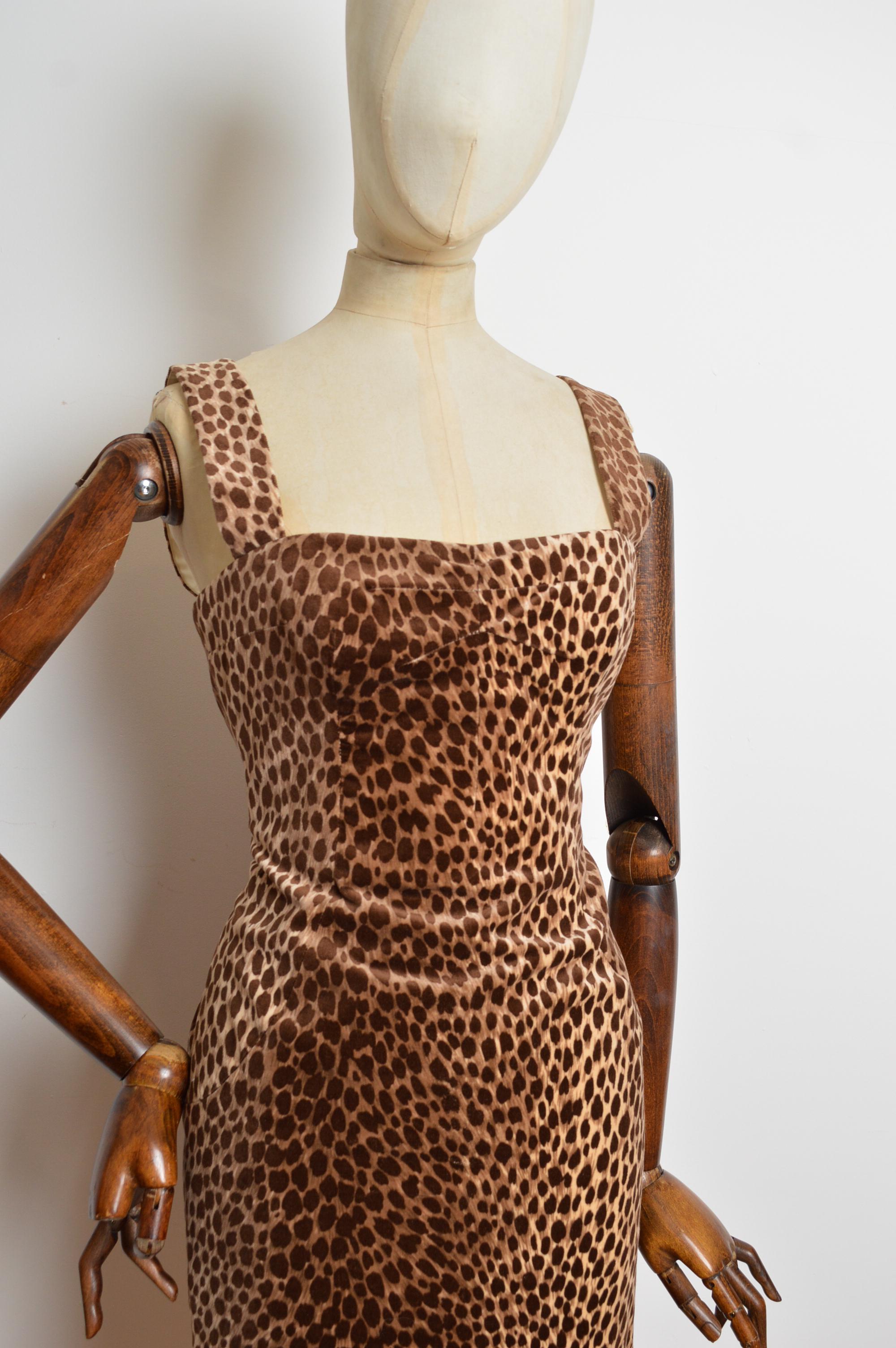 Dolce & Gabbana, robe pin-up en velours imprimé guépard à motifs léopard, 1996 en vente 4