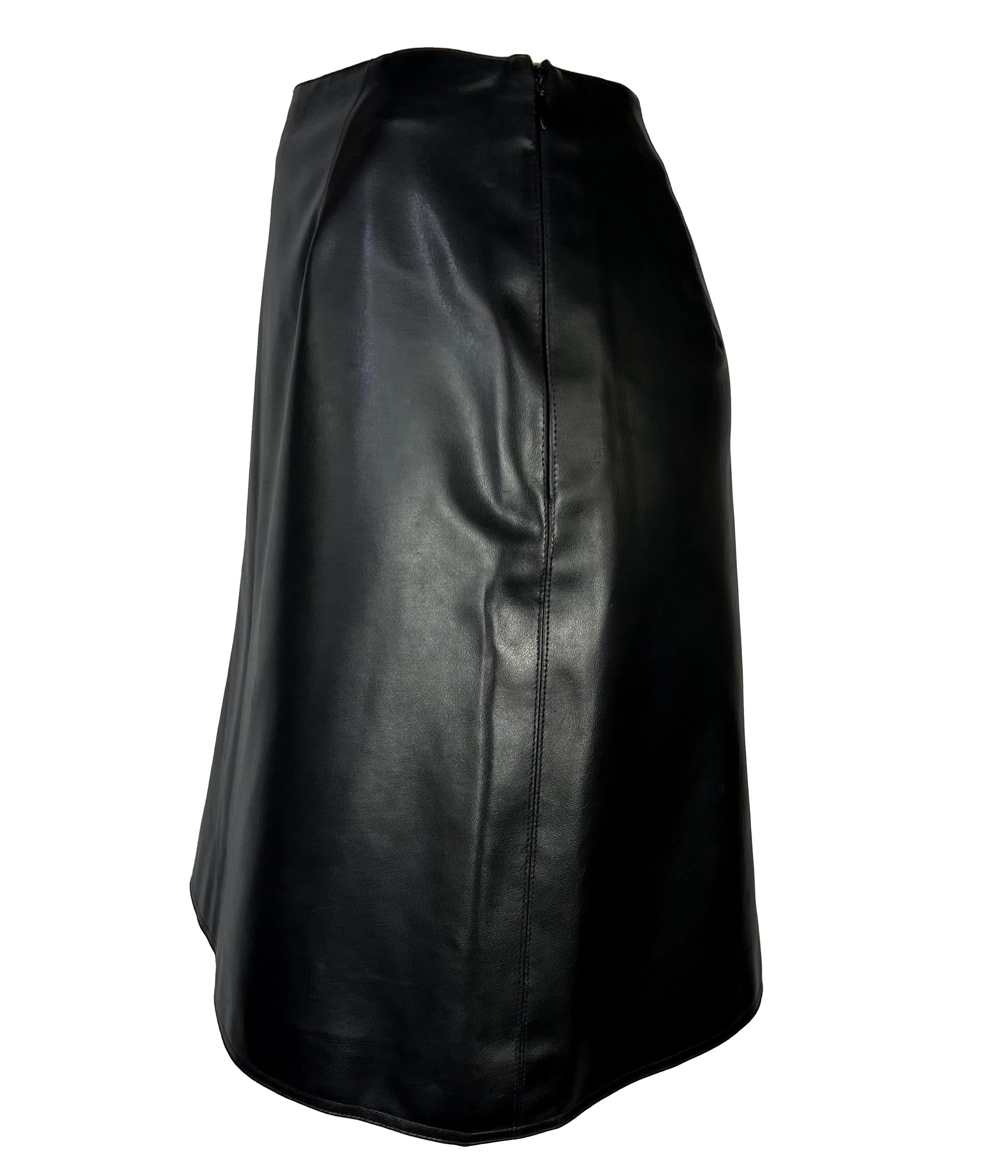 1996 Gianni Versace Couture Black Vegan Leather Mini Skirt In Good Condition For Sale In West Hollywood, CA