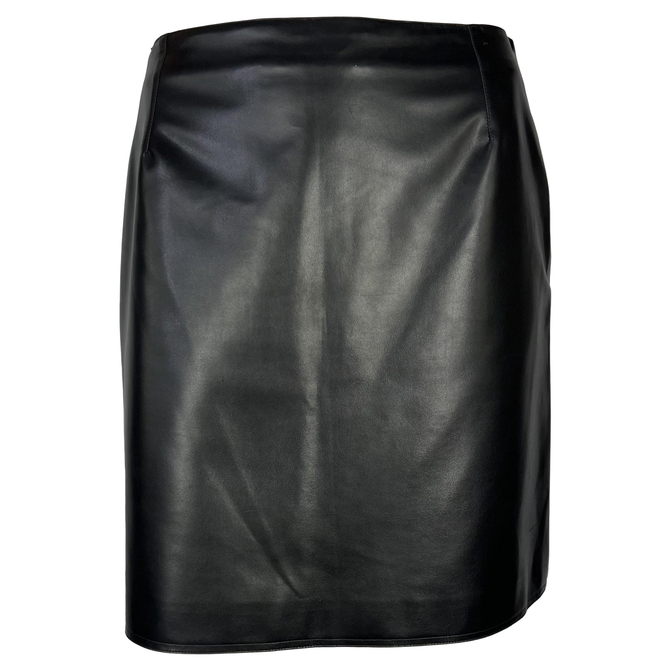 1996 Gianni Versace Couture Black Vegan Leather Mini Skirt For Sale