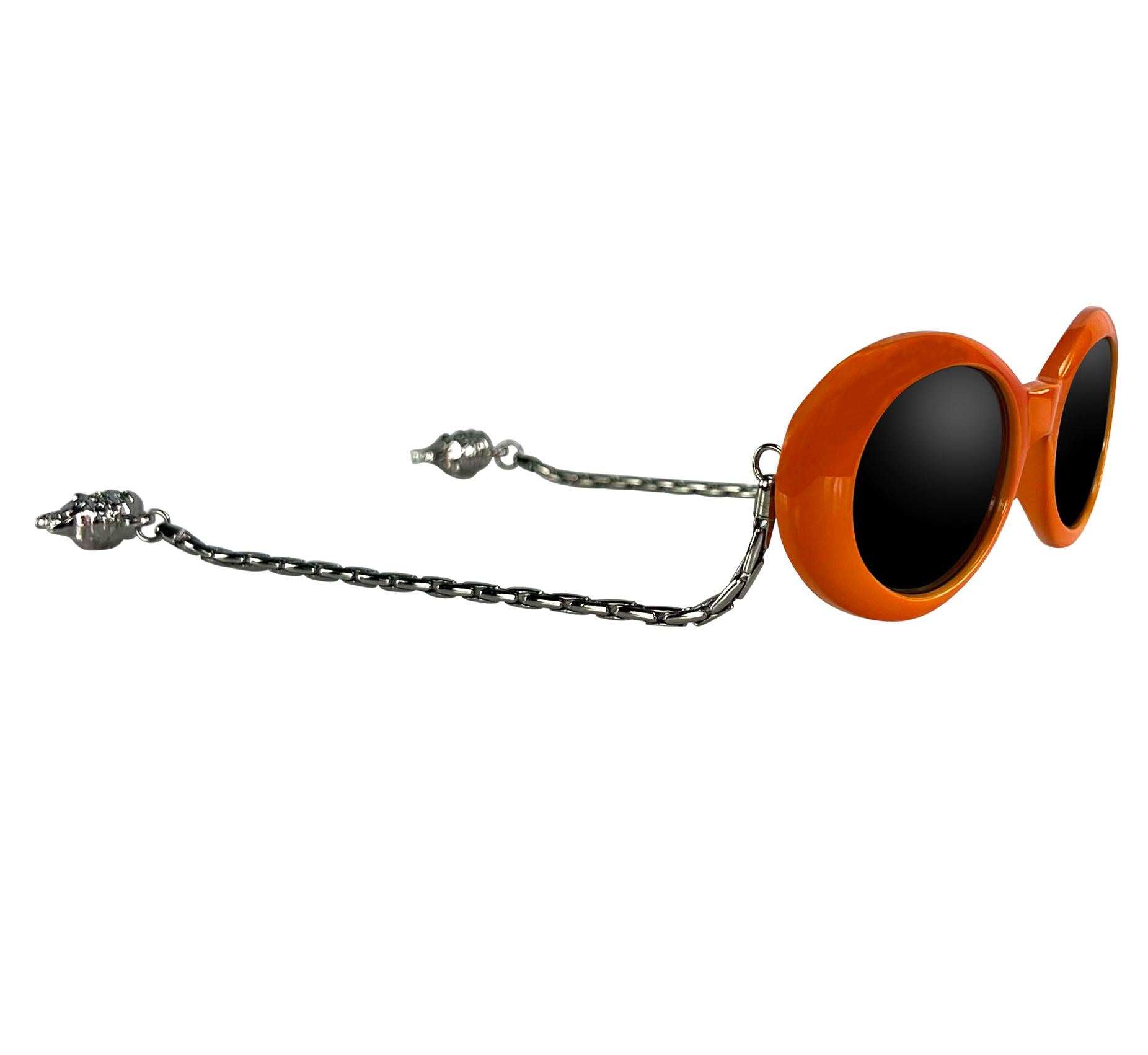 Black 1996 Gianni Versace Medusa Chain Orange Mod Sunglasses For Sale