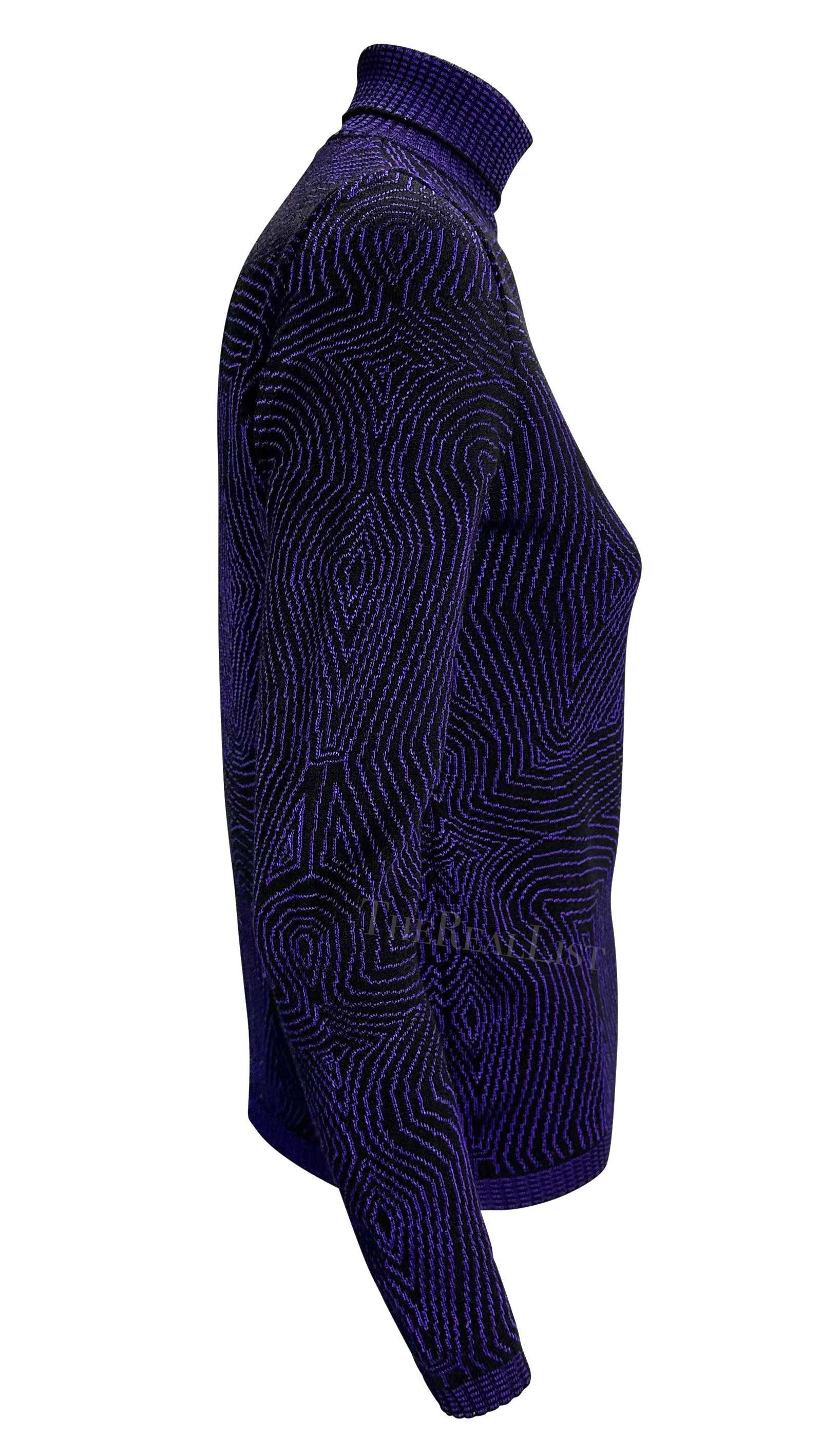 Femenino o masculino 1996 Gianni Versace Jersey de punto con cuello vuelto psicodélico Op Art morado en venta